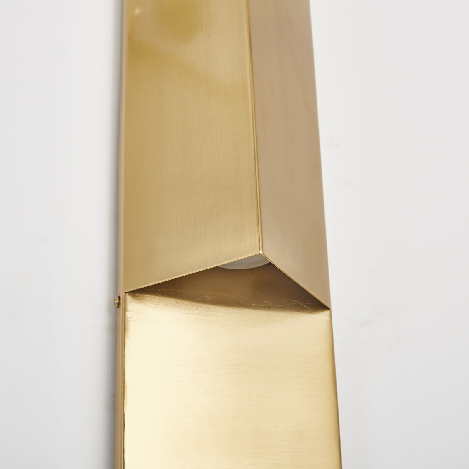 Wall Lamps CY-BD-1024 - Wall Lamps - ebarza Furniture UAE | Shop Modern Furniture in Abu Dhabi & Dubai - مفروشات ايبازرا في الامارات | تسوق اثاث عصري وديكورات مميزة في دبي وابوظبي