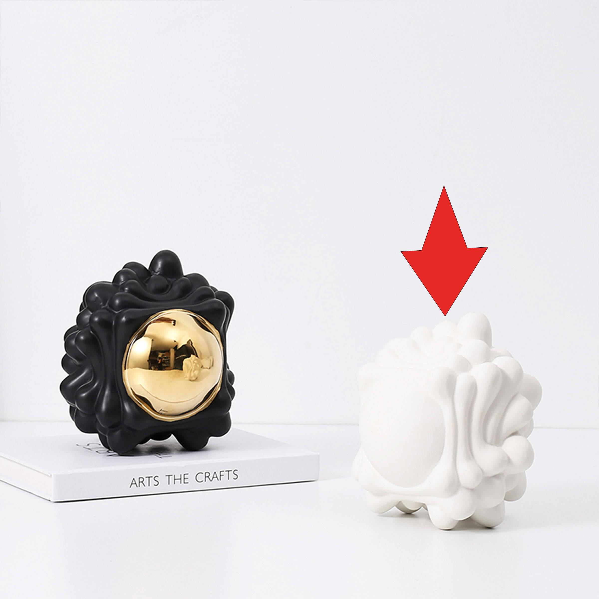 White Corṛugated Ball -A Fa-D21070A -  Home Decor Figurines - ebarza Furniture UAE | Shop Modern Furniture in Abu Dhabi & Dubai - مفروشات ايبازرا في الامارات | تسوق اثاث عصري وديكورات مميزة في دبي وابوظبي