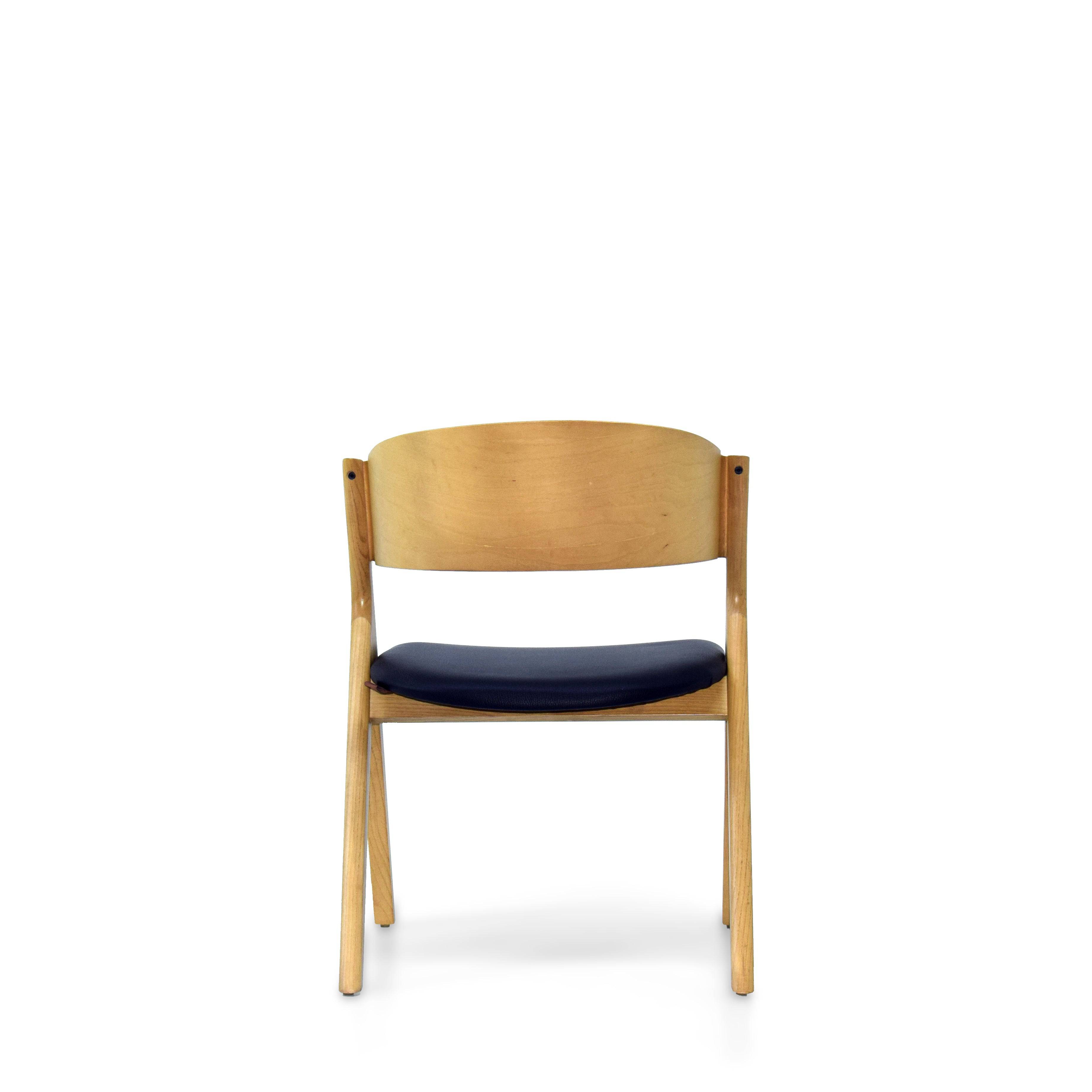 Wien Chair Sanc-901 -  Chairs - ebarza Furniture UAE | Shop Modern Furniture in Abu Dhabi & Dubai - مفروشات ايبازرا في الامارات | تسوق اثاث عصري وديكورات مميزة في دبي وابوظبي