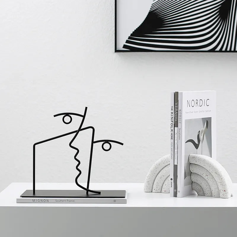 Black Metal Linear Sculpture Fc-W2117C - Home Decor Figurines - ebarza Furniture UAE | Shop Modern Furniture in Abu Dhabi & Dubai - مفروشات ايبازرا في الامارات | تسوق اثاث عصري وديكورات مميزة في دبي وابوظبي