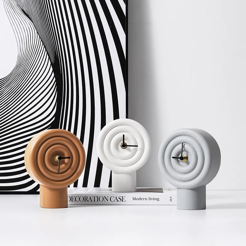 Brown Resin Table Clock Fc-Sz2177B - Clocks - ebarza Furniture UAE | Shop Modern Furniture in Abu Dhabi & Dubai - مفروشات ايبازرا في الامارات | تسوق اثاث عصري وديكورات مميزة في دبي وابوظبي