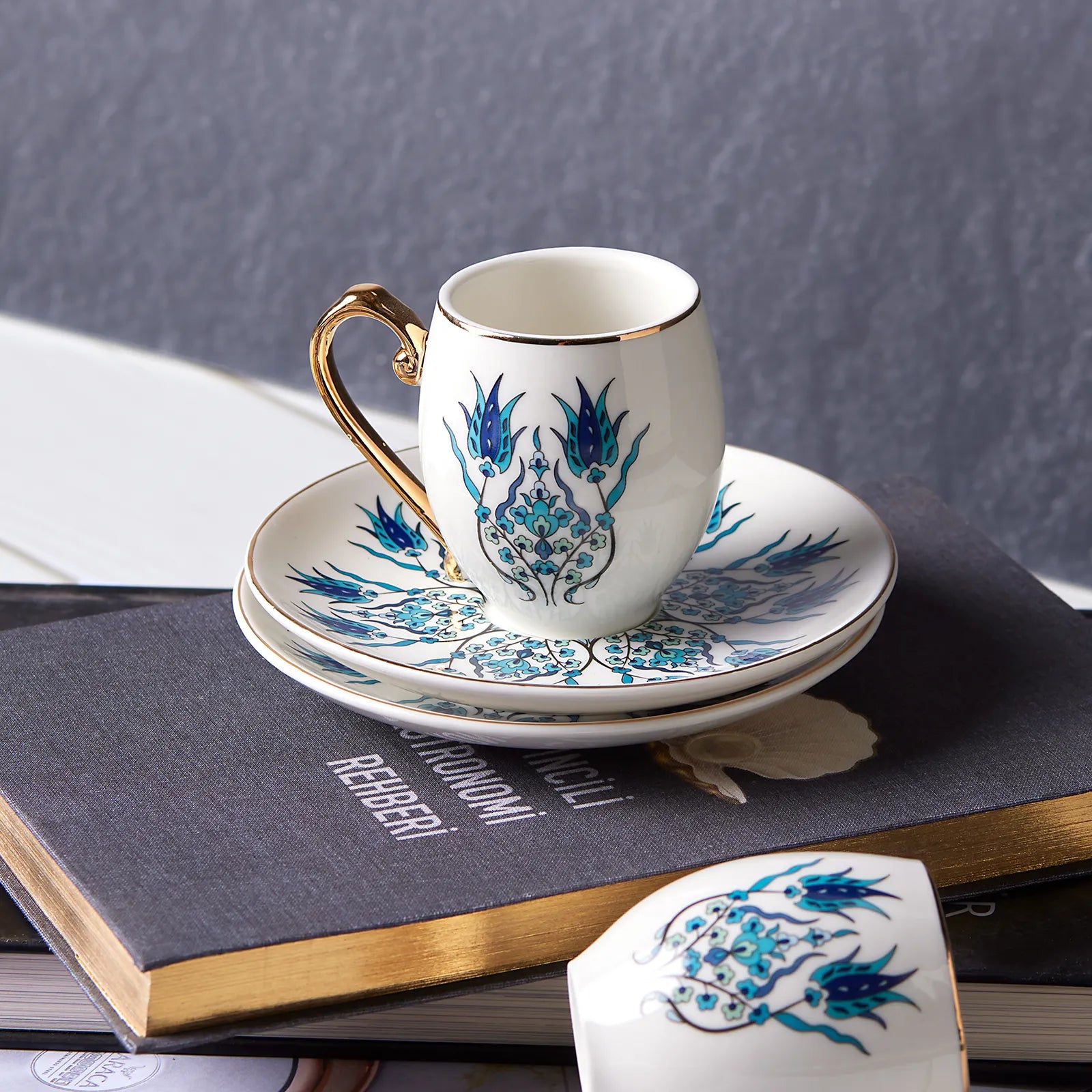 İznik Set Of 6 Coffee Cup And Plates 153.01.05.4275 - Coffee Sets - ebarza Furniture UAE | Shop Modern Furniture in Abu Dhabi & Dubai - مفروشات ايبازرا في الامارات | تسوق اثاث عصري وديكورات مميزة في دبي وابوظبي