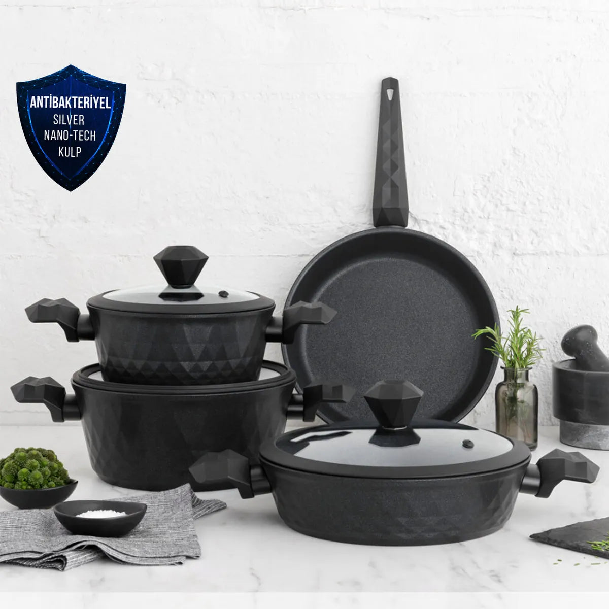 Karaca Bio Diamond Antibacterial 7 Piece Cookware Set With Handle And Induction Base 153.03.08.0429 - Cookware Sets - ebarza Furniture UAE | Shop Modern Furniture in Abu Dhabi & Dubai - مفروشات ايبازرا في الامارات | تسوق اثاث عصري وديكورات مميزة في دبي وابوظبي