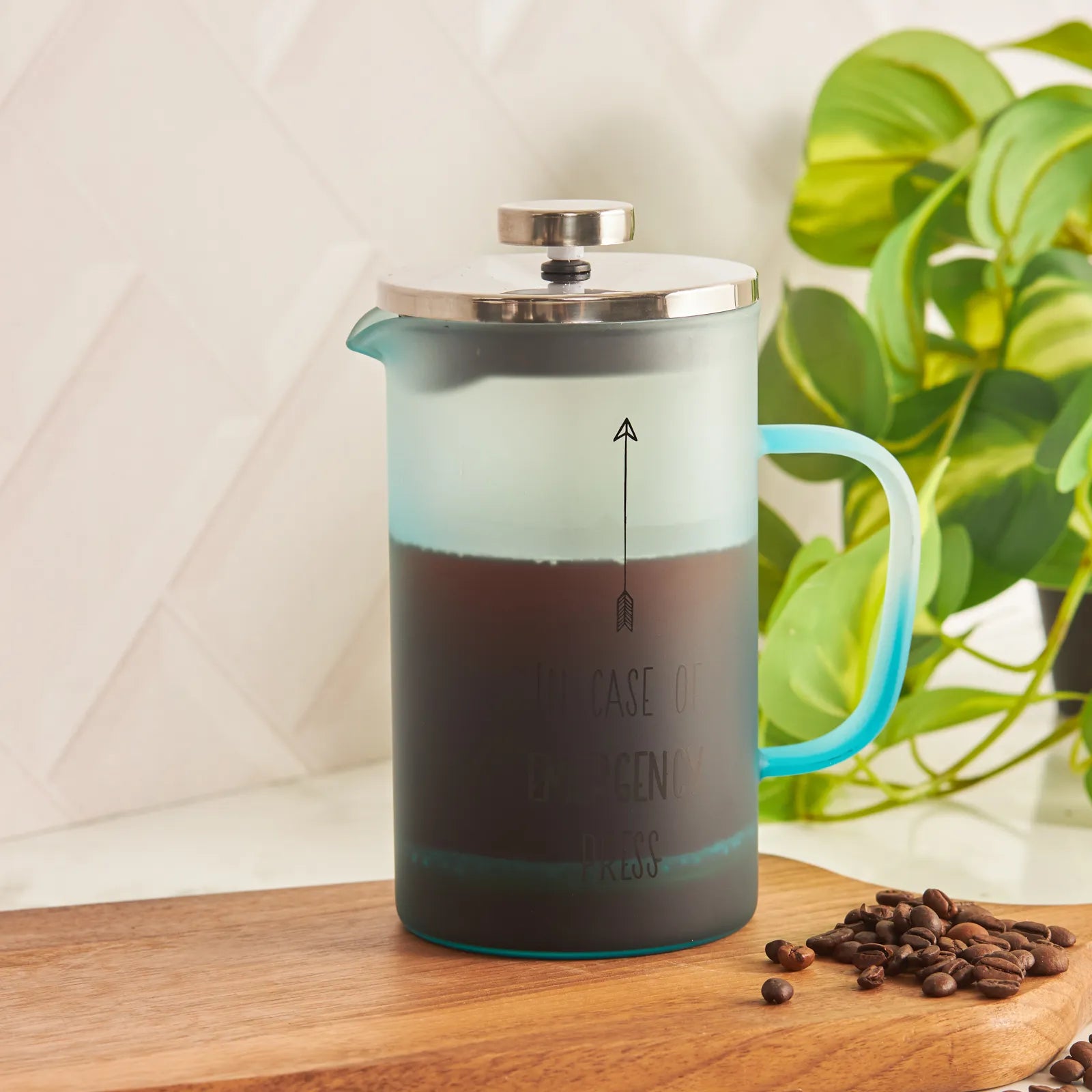Karaca Emergency Frenchpress Blue 600 Ml 153.03.08.1776 - Kitchen Appliances - ebarza Furniture UAE | Shop Modern Furniture in Abu Dhabi & Dubai - مفروشات ايبازرا في الامارات | تسوق اثاث عصري وديكورات مميزة في دبي وابوظبي