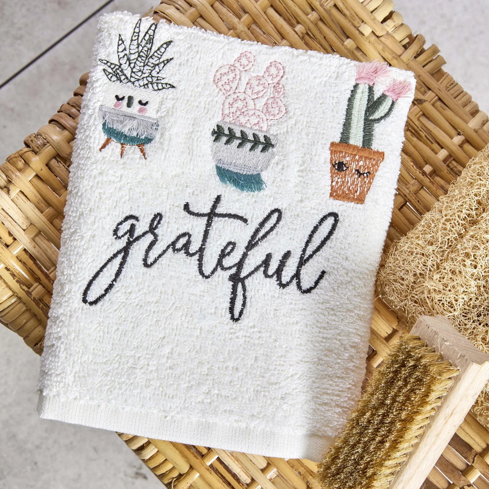 Karaca Home Cactus Embroidered Towel 30X50 Cm 200.19.01.0298 - Towels - ebarza Furniture UAE | Shop Modern Furniture in Abu Dhabi & Dubai - مفروشات ايبازرا في الامارات | تسوق اثاث عصري وديكورات مميزة في دبي وابوظبي