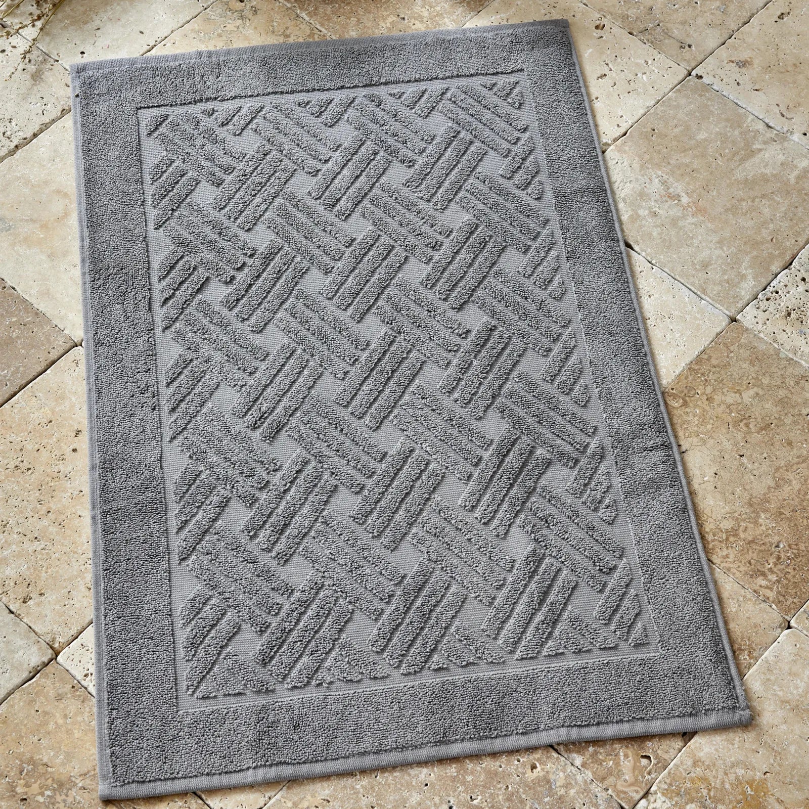 Karaca Home Elea Anthracite Foot Towel 50X70 Cm 200.19.01.0193 - Bath Mats - ebarza Furniture UAE | Shop Modern Furniture in Abu Dhabi & Dubai - مفروشات ايبازرا في الامارات | تسوق اثاث عصري وديكورات مميزة في دبي وابوظبي