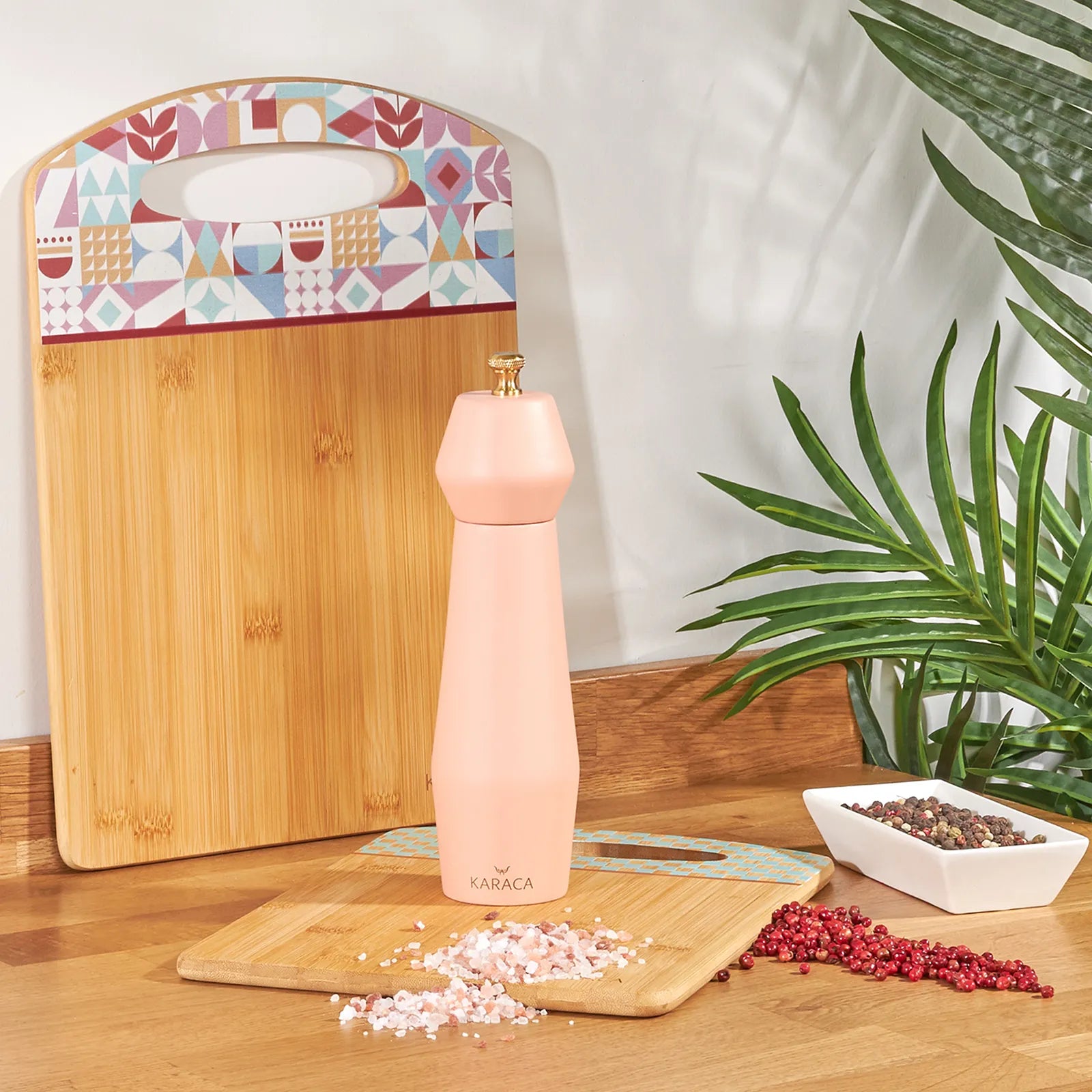 Karaca Joyful Spice Mill 20 Cm 153.03.06.2294 -  Spice Sets - ebarza Furniture UAE | Shop Modern Furniture in Abu Dhabi & Dubai - مفروشات ايبازرا في الامارات | تسوق اثاث عصري وديكورات مميزة في دبي وابوظبي