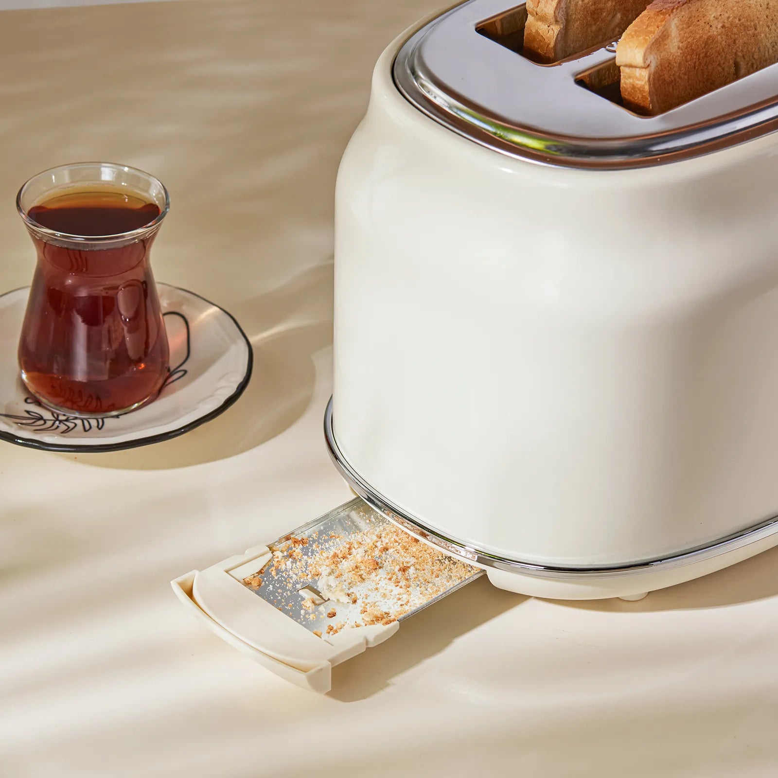 Karaca Retro Toaster Cream 153.03.06.5141 - Kitchen Appliances - ebarza Furniture UAE | Shop Modern Furniture in Abu Dhabi & Dubai - مفروشات ايبازرا في الامارات | تسوق اثاث عصري وديكورات مميزة في دبي وابوظبي