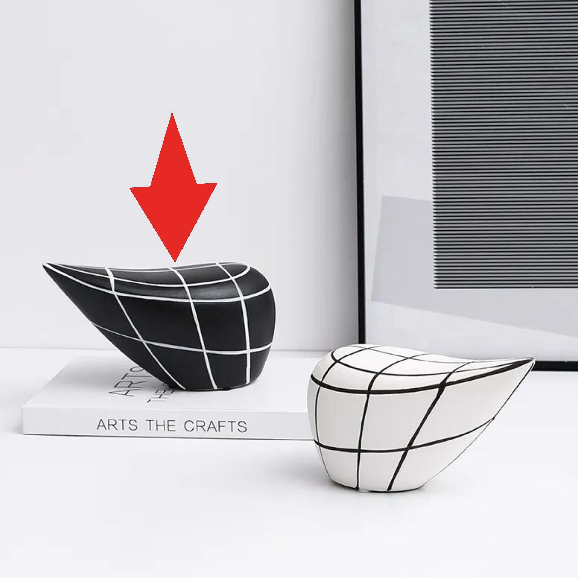 Black Line Geometry Ornament-B Fa-D21098B - Home Decor Figurines - ebarza Furniture UAE | Shop Modern Furniture in Abu Dhabi & Dubai - مفروشات ايبازرا في الامارات | تسوق اثاث عصري وديكورات مميزة في دبي وابوظبي