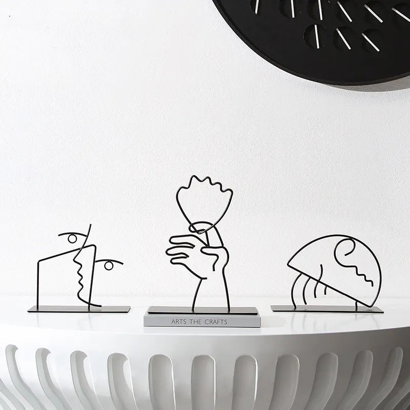 Black Metal Linear Sculpture Fc-W2117C - Home Decor Figurines - ebarza Furniture UAE | Shop Modern Furniture in Abu Dhabi & Dubai - مفروشات ايبازرا في الامارات | تسوق اثاث عصري وديكورات مميزة في دبي وابوظبي