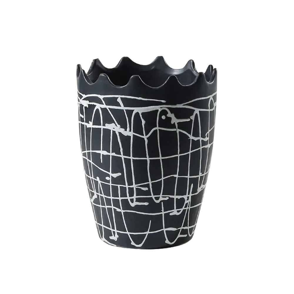 Black & White Ceramic Vase Fa-D22094 - Vases - ebarza Furniture UAE | Shop Modern Furniture in Abu Dhabi & Dubai - مفروشات ايبازرا في الامارات | تسوق اثاث عصري وديكورات مميزة في دبي وابوظبي
