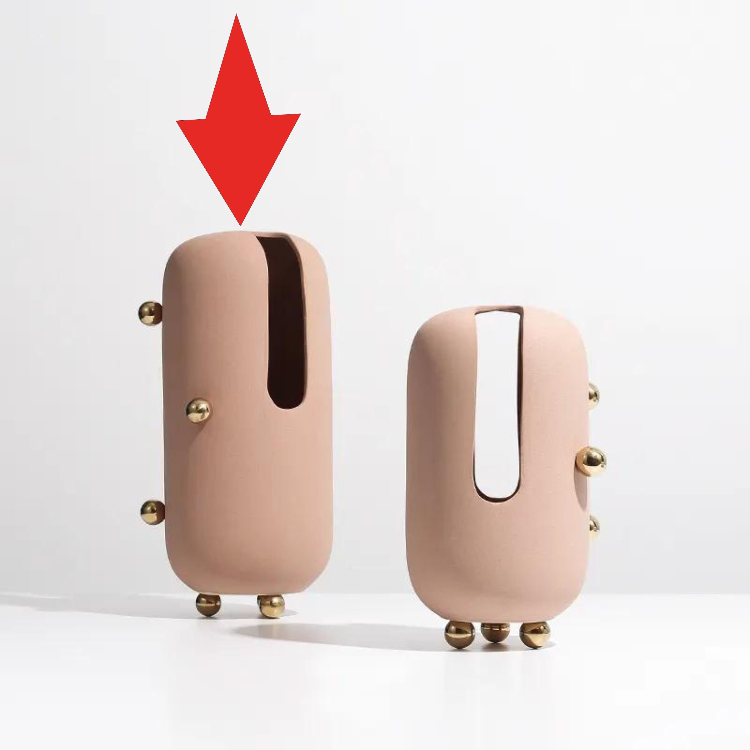 Blush Ceramic Vase With Gold Stainless Steel Detail Fd-D22064A - Vases - ebarza Furniture UAE | Shop Modern Furniture in Abu Dhabi & Dubai - مفروشات ايبازرا في الامارات | تسوق اثاث عصري وديكورات مميزة في دبي وابوظبي