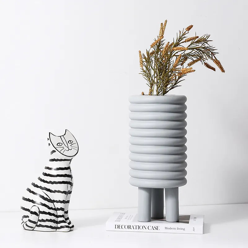 Circle Vase Grey Fc-Sz2174C - Vases - ebarza Furniture UAE | Shop Modern Furniture in Abu Dhabi & Dubai - مفروشات ايبازرا في الامارات | تسوق اثاث عصري وديكورات مميزة في دبي وابوظبي