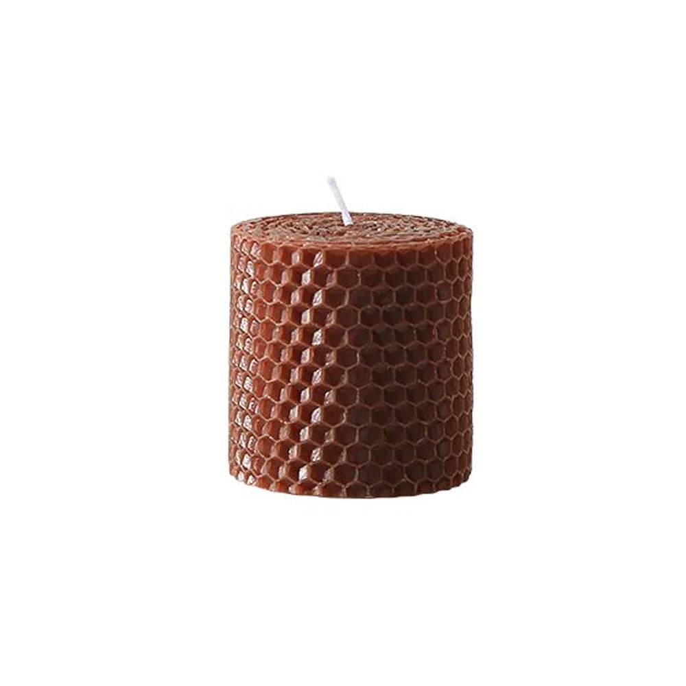 Honeycomb Pattern Candle - Small Fc-Ftj032C - Candles - ebarza Furniture UAE | Shop Modern Furniture in Abu Dhabi & Dubai - مفروشات ايبازرا في الامارات | تسوق اثاث عصري وديكورات مميزة في دبي وابوظبي