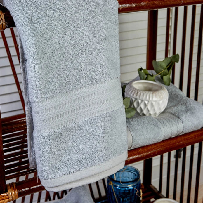 Karaca Home Charm Exclusive Blue Towel 30X50 Cm 200.16.01.0139 - Towels - ebarza Furniture UAE | Shop Modern Furniture in Abu Dhabi & Dubai - مفروشات ايبازرا في الامارات | تسوق اثاث عصري وديكورات مميزة في دبي وابوظبي