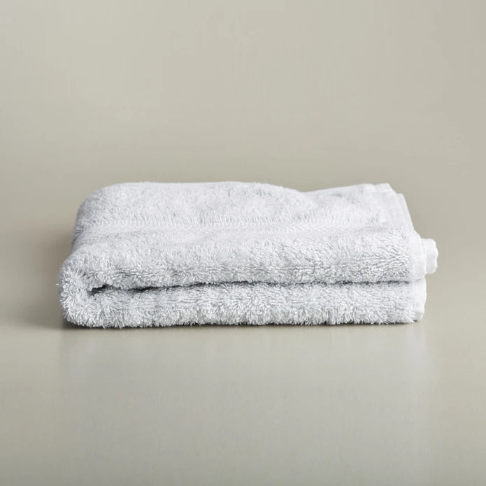 30X50 Charm Exclusive Towel 200.16.01.0142 - Towels - ebarza Furniture UAE | Shop Modern Furniture in Abu Dhabi & Dubai - مفروشات ايبازرا في الامارات | تسوق اثاث عصري وديكورات مميزة في دبي وابوظبي