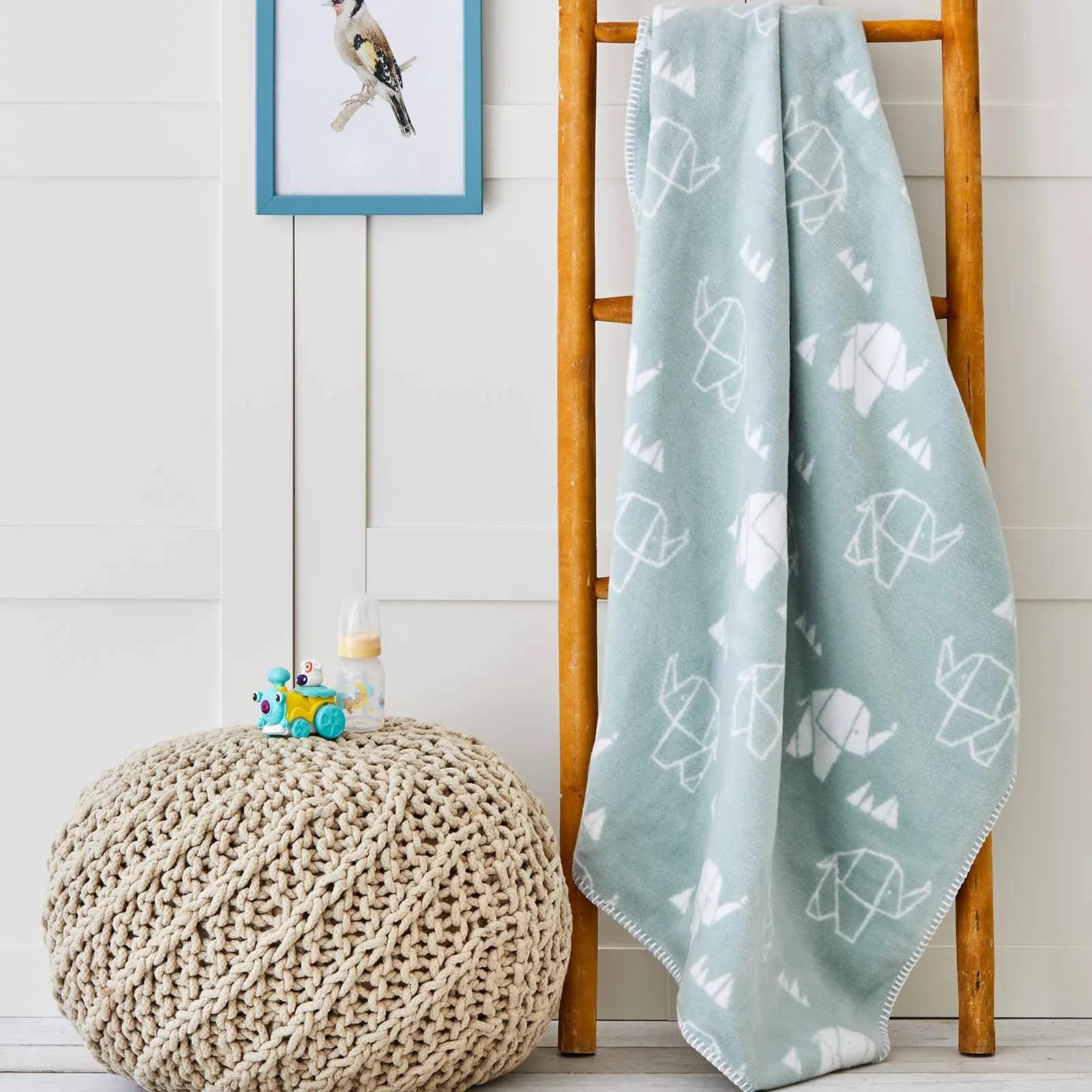 Karaca Home Geometric Elephant Cotton Baby Blanket 200.17.01.0142 - Blankets - ebarza Furniture UAE | Shop Modern Furniture in Abu Dhabi & Dubai - مفروشات ايبازرا في الامارات | تسوق اثاث عصري وديكورات مميزة في دبي وابوظبي