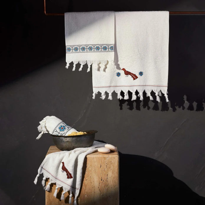 Karaca Home Paye Seljuk Series Bird Embroidery 100% Cotton Towel Set 200.20.01.0626 - Towels - ebarza Furniture UAE | Shop Modern Furniture in Abu Dhabi & Dubai - مفروشات ايبازرا في الامارات | تسوق اثاث عصري وديكورات مميزة في دبي وابوظبي