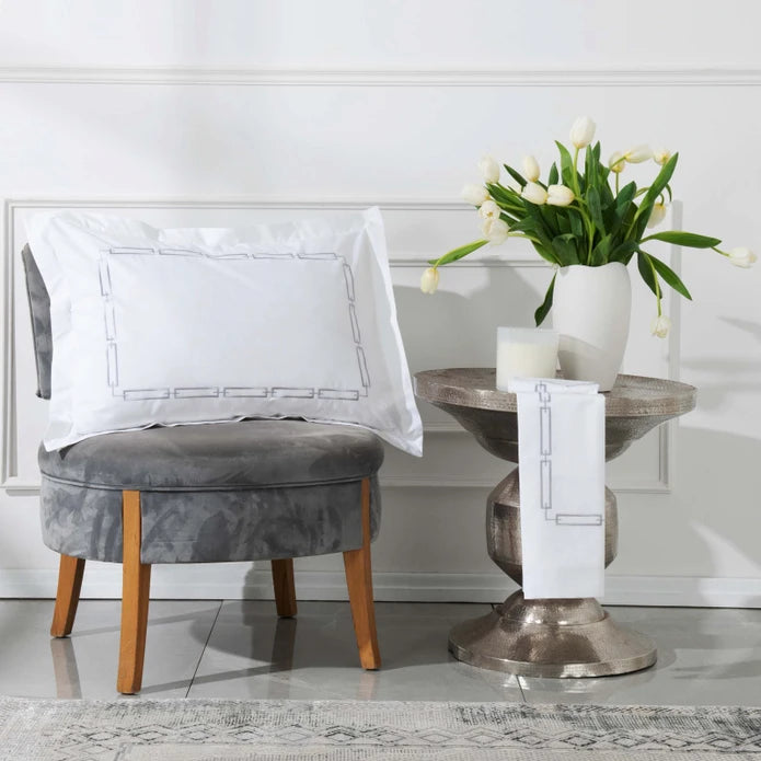 Karaca Home White Collection Oriane Gray Embroidered Percale Double Duvet Cover Set 200.20.01.0105 - Bedding - ebarza Furniture UAE | Shop Modern Furniture in Abu Dhabi & Dubai - مفروشات ايبازرا في الامارات | تسوق اثاث عصري وديكورات مميزة في دبي وابوظبي