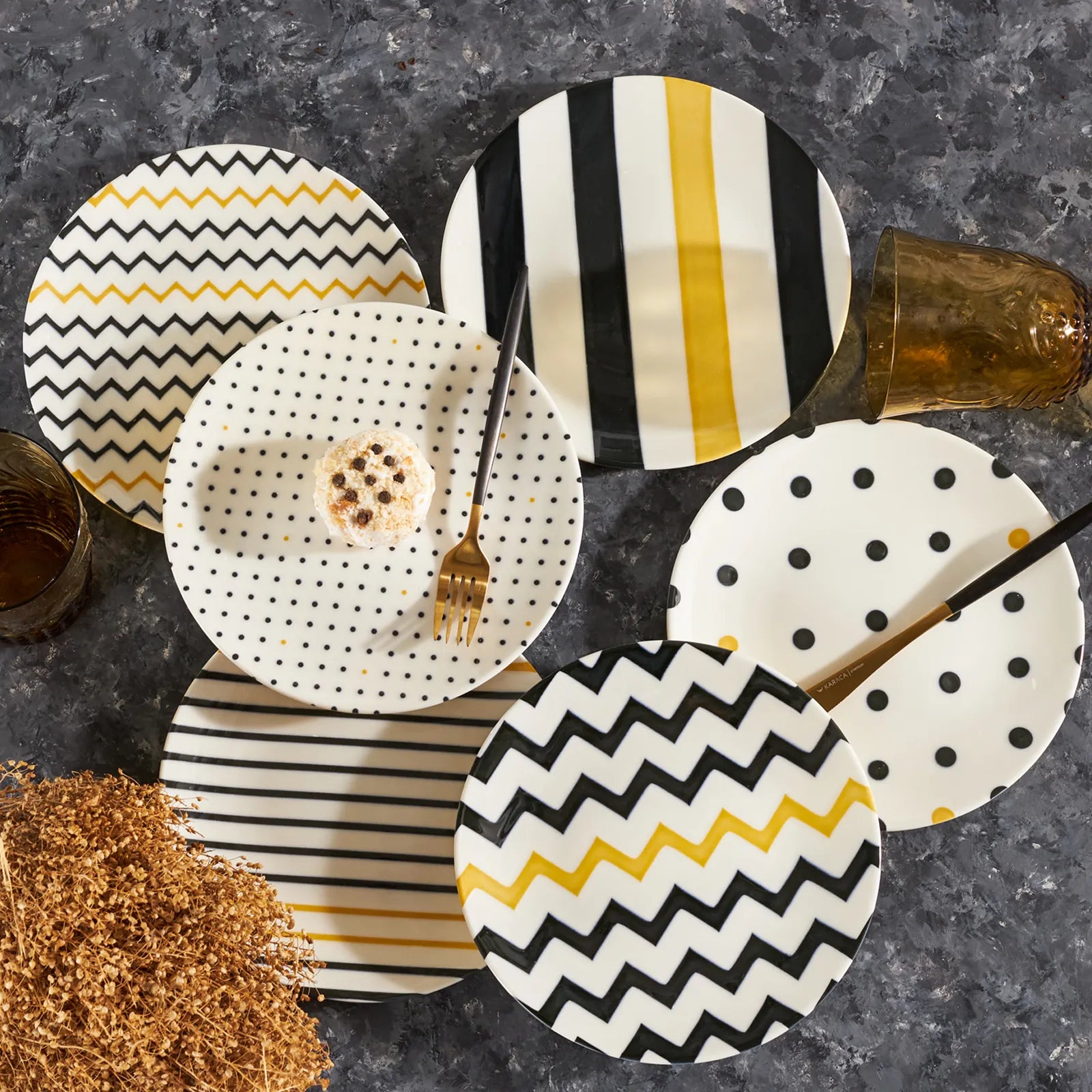 Karaca Nossa Cake Set For 6 Persons 153.03.06.5150 - Cake Sets - ebarza Furniture UAE | Shop Modern Furniture in Abu Dhabi & Dubai - مفروشات ايبازرا في الامارات | تسوق اثاث عصري وديكورات مميزة في دبي وابوظبي