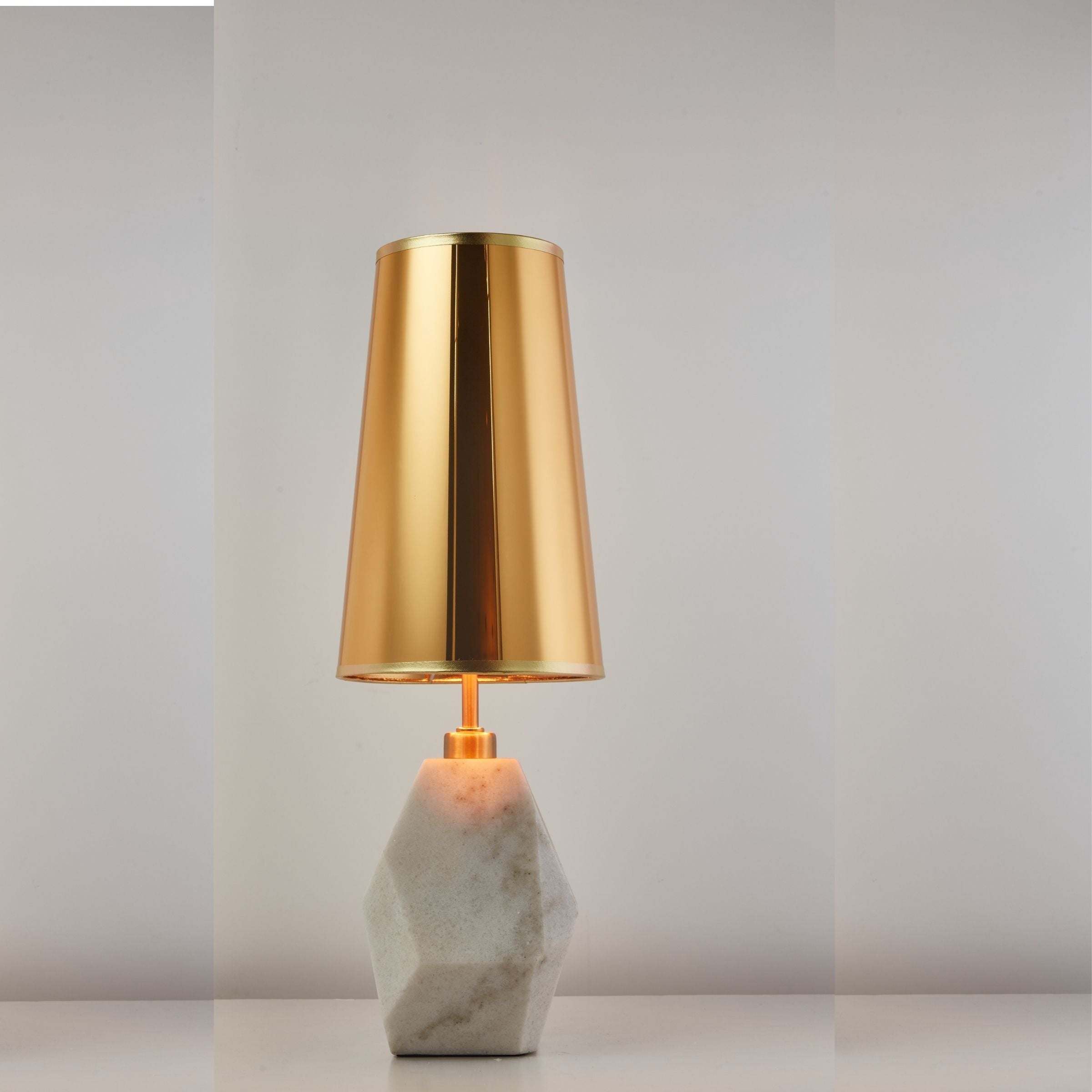 Soul White Marble Table Lamp CY-LTD-1023-W - Desk\table Lamps - ebarza Furniture UAE | Shop Modern Furniture in Abu Dhabi & Dubai - مفروشات ايبازرا في الامارات | تسوق اثاث عصري وديكورات مميزة في دبي وابوظبي