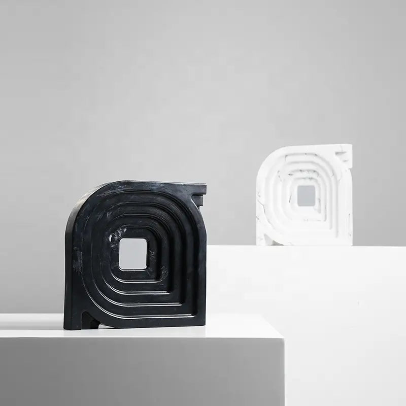 Square And Round Corner Ornaments Black Fc-Sz21105A - Home Decor Figurines - ebarza Furniture UAE | Shop Modern Furniture in Abu Dhabi & Dubai - مفروشات ايبازرا في الامارات | تسوق اثاث عصري وديكورات مميزة في دبي وابوظبي