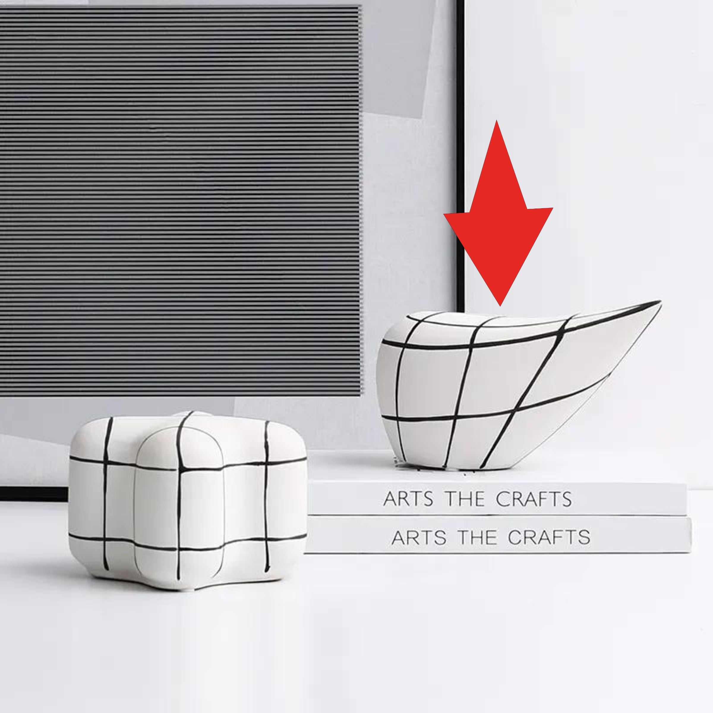 White Line Geometry Ornament-A Fa-D21098A - Home Decor Figurines - ebarza Furniture UAE | Shop Modern Furniture in Abu Dhabi & Dubai - مفروشات ايبازرا في الامارات | تسوق اثاث عصري وديكورات مميزة في دبي وابوظبي