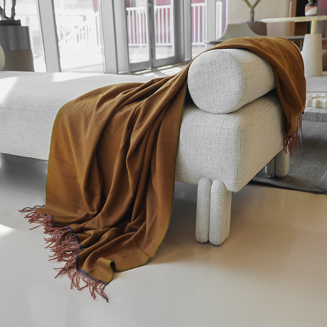 CozyNest Throw Blanket - 260GSM -  Blankets - ebarza Furniture UAE | Shop Modern Furniture in Abu Dhabi & Dubai - مفروشات ايبازرا في الامارات | تسوق اثاث عصري وديكورات مميزة في دبي وابوظبي