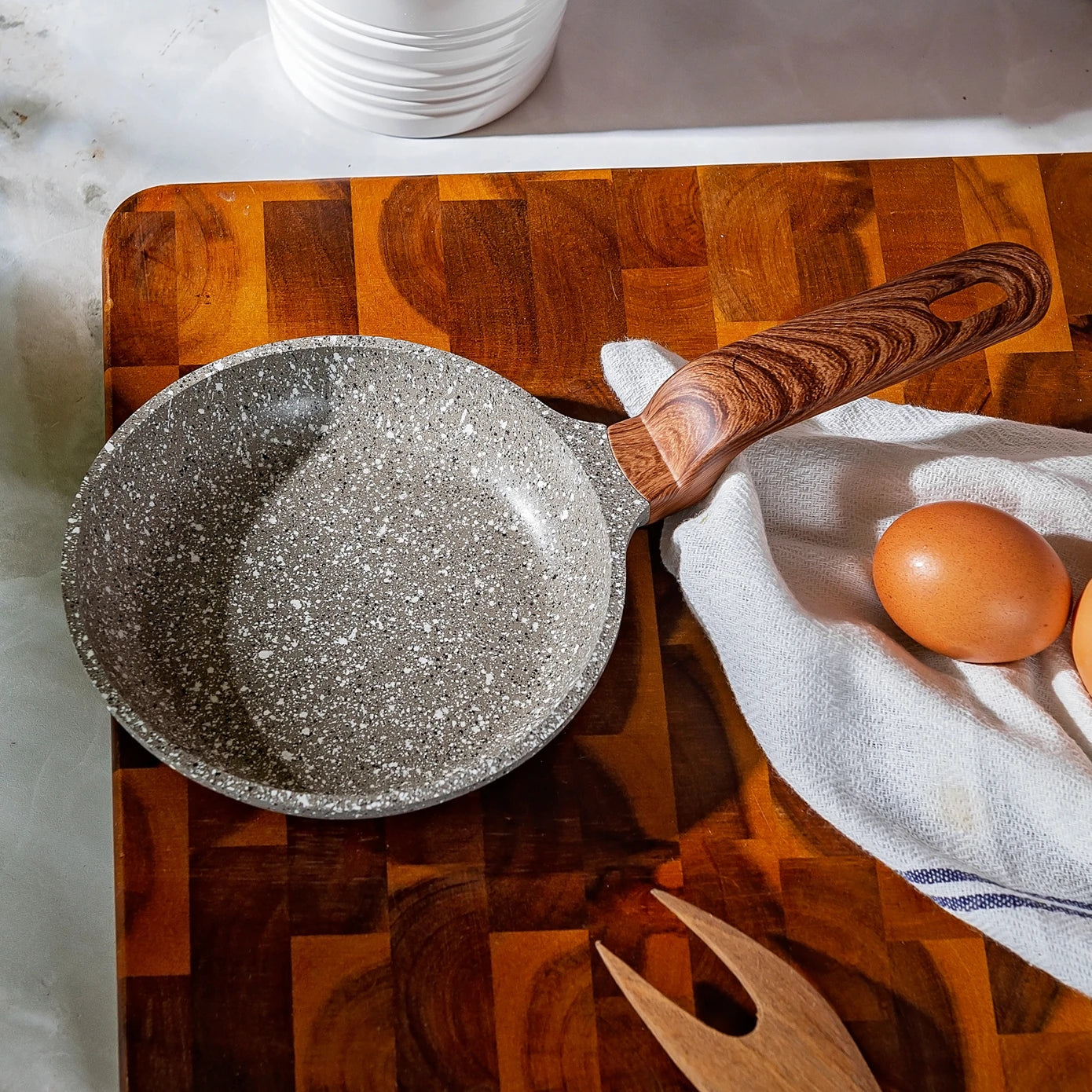 Karaca Dark Silver Biogranite Mini Pan 14 cm 153.03.08.0087 -  Cookware Sets - ebarza Furniture UAE | Shop Modern Furniture in Abu Dhabi & Dubai - مفروشات ايبازرا في الامارات | تسوق اثاث عصري وديكورات مميزة في دبي وابوظبي