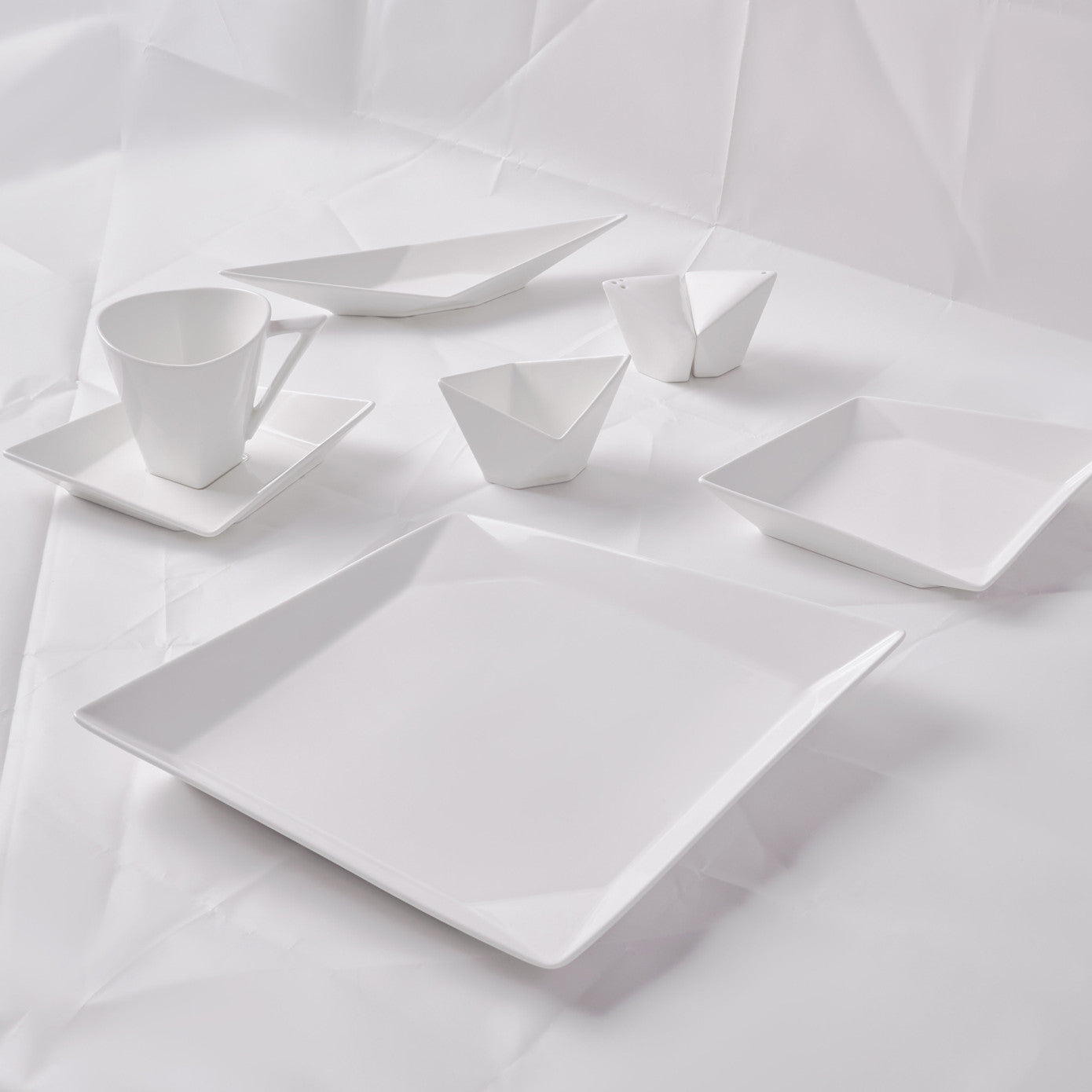 Karaca Origami New Bone 26 Piece 6 Person Breakfast/Serving Set 153.03.08.0607 -  Dinnerware Sets - ebarza Furniture UAE | Shop Modern Furniture in Abu Dhabi & Dubai - مفروشات ايبازرا في الامارات | تسوق اثاث عصري وديكورات مميزة في دبي وابوظبي