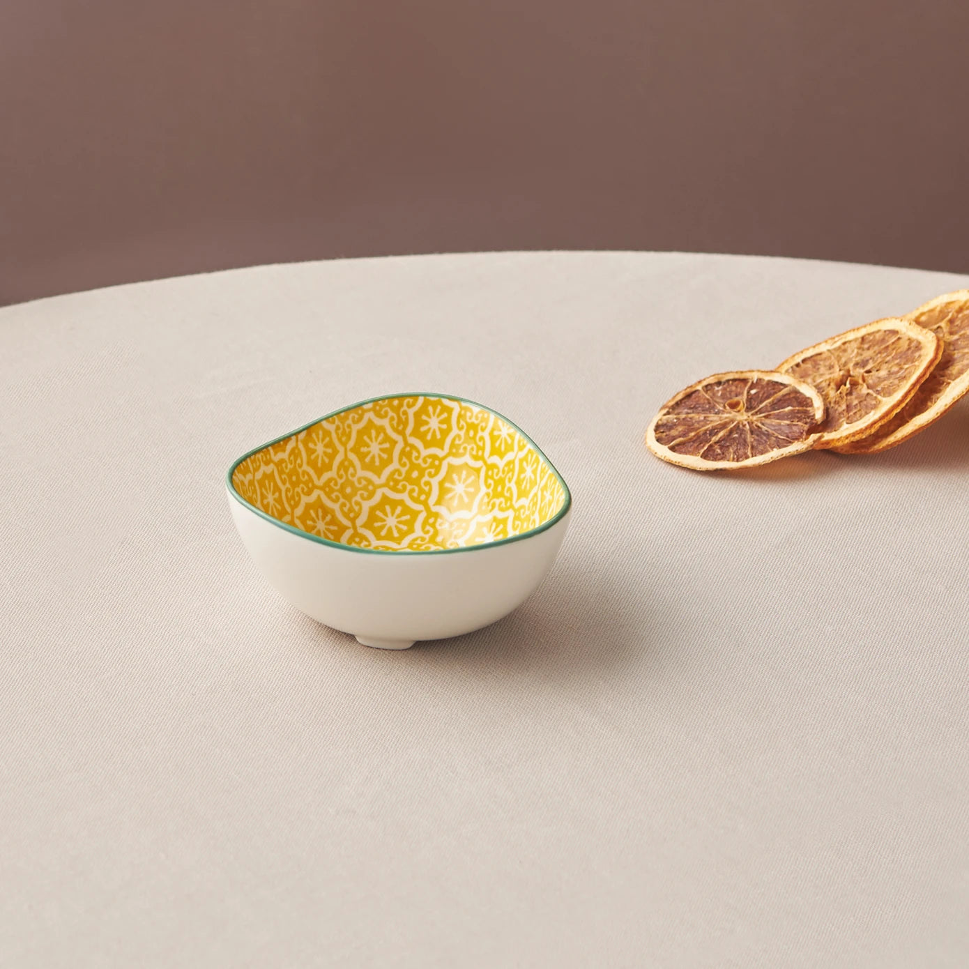 Karaca Floral Yellow Triangle Snack Bowl 10 cm 153.03.08.2990 -  Bowls - ebarza Furniture UAE | Shop Modern Furniture in Abu Dhabi & Dubai - مفروشات ايبازرا في الامارات | تسوق اثاث عصري وديكورات مميزة في دبي وابوظبي