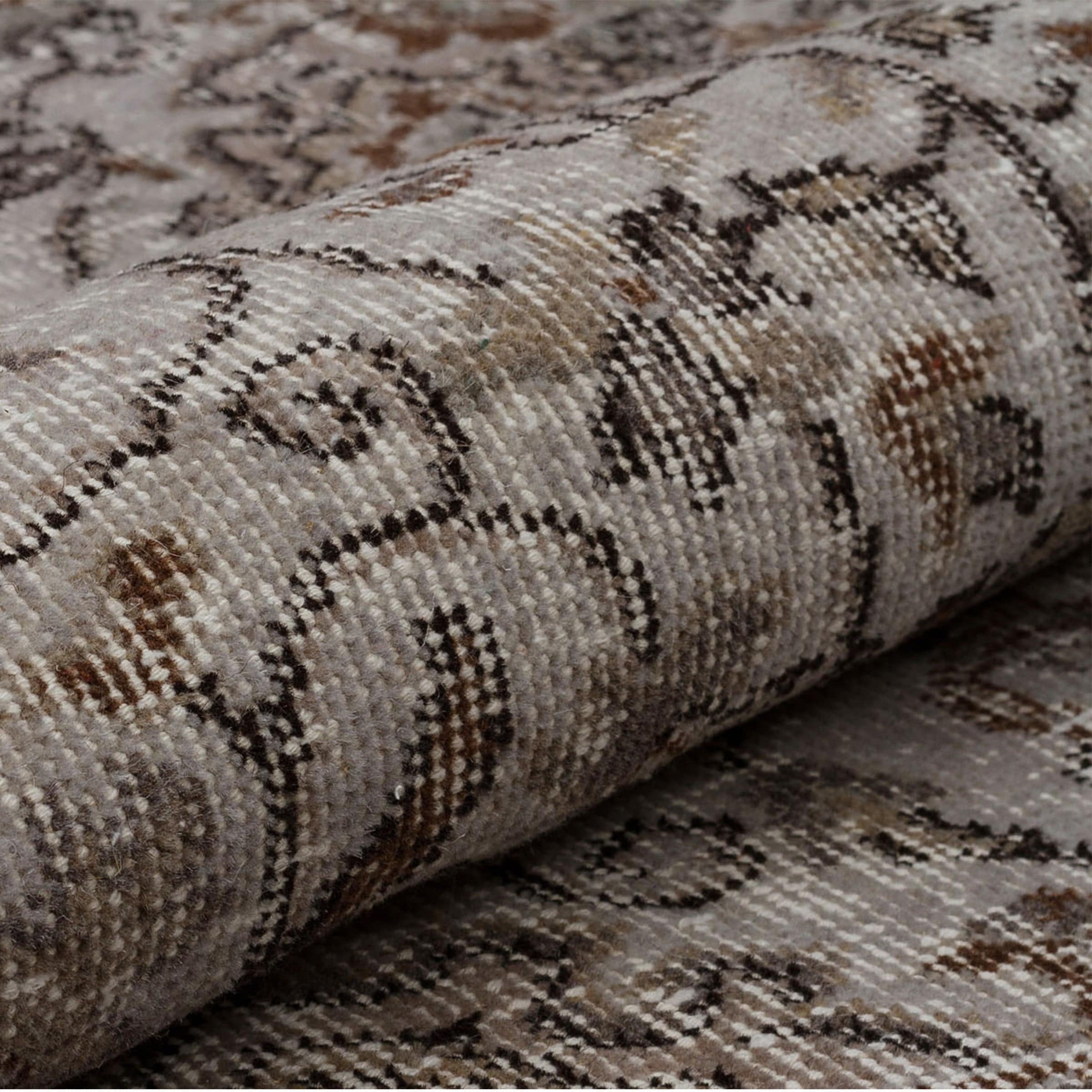 170 X 262 Anatolian Hand  Knotted Carpet Vintage Style 7178 -  Rugs - ebarza Furniture UAE | Shop Modern Furniture in Abu Dhabi & Dubai - مفروشات ايبازرا في الامارات | تسوق اثاث عصري وديكورات مميزة في دبي وابوظبي