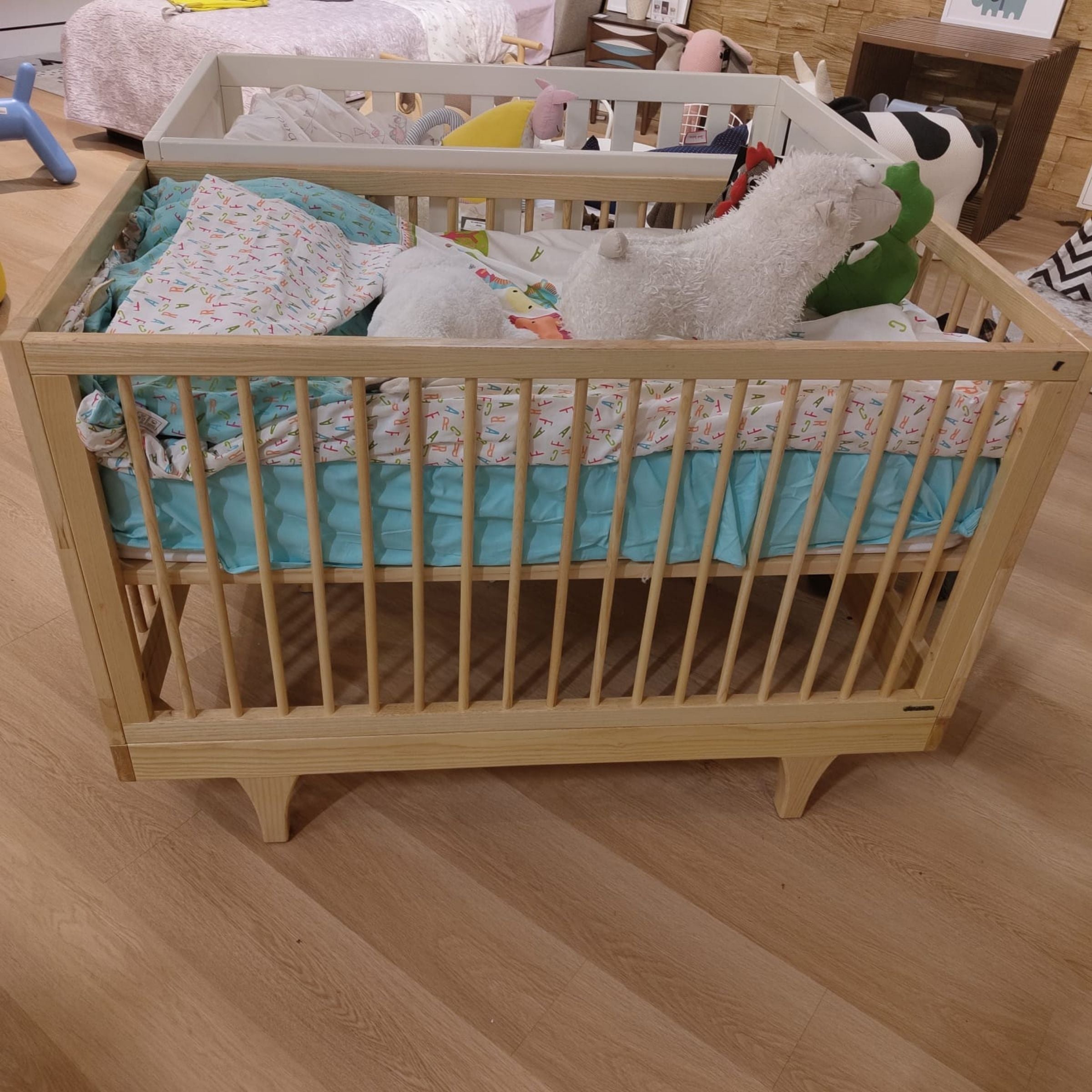 Display Item - Baby Crib Et-Y005-NYAS -  DISPLAY ITEM - ebarza Furniture UAE | Shop Modern Furniture in Abu Dhabi & Dubai - مفروشات ايبازرا في الامارات | تسوق اثاث عصري وديكورات مميزة في دبي وابوظبي