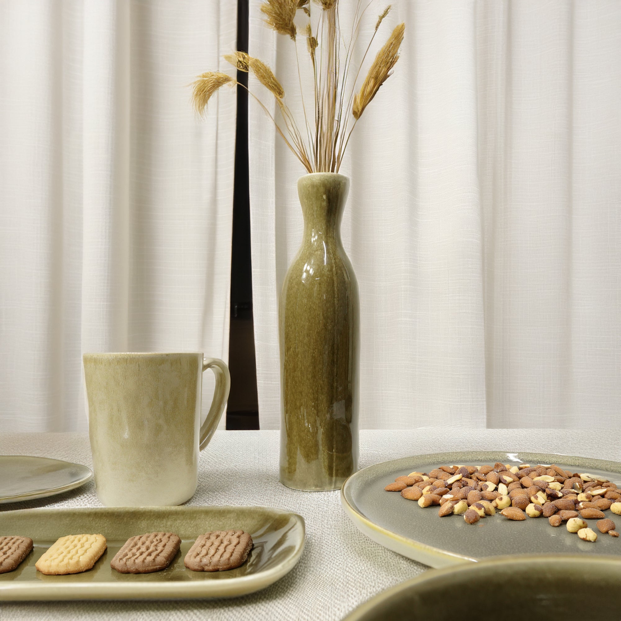 Browny Ceramic Vase HZ4027 -  Vases - ebarza Furniture UAE | Shop Modern Furniture in Abu Dhabi & Dubai - مفروشات ايبازرا في الامارات | تسوق اثاث عصري وديكورات مميزة في دبي وابوظبي