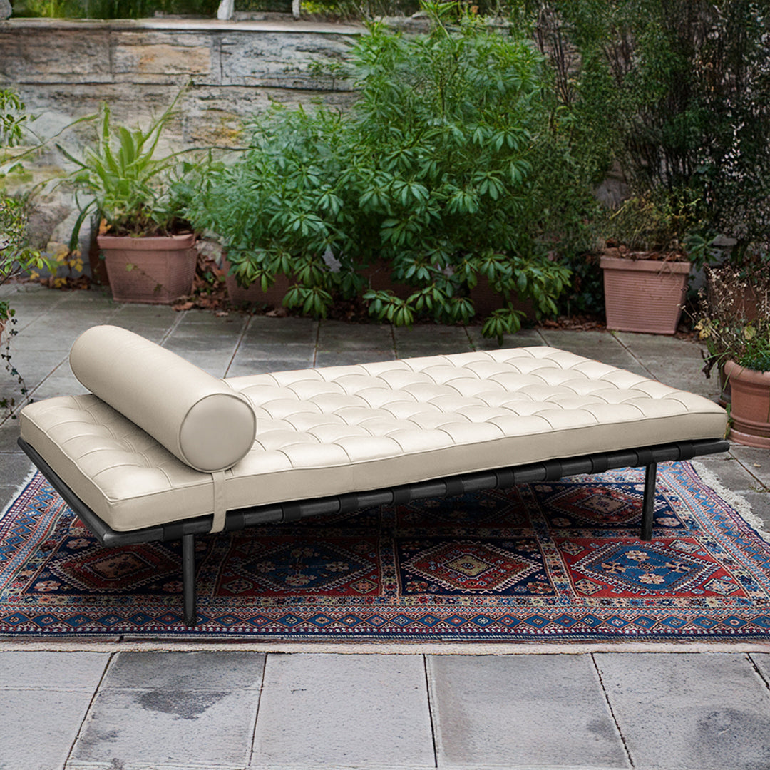Classic Day Bed BP8055-HL - Beige -  Lounge Chairs - ebarza Furniture UAE | Shop Modern Furniture in Abu Dhabi & Dubai - مفروشات ايبازرا في الامارات | تسوق اثاث عصري وديكورات مميزة في دبي وابوظبي