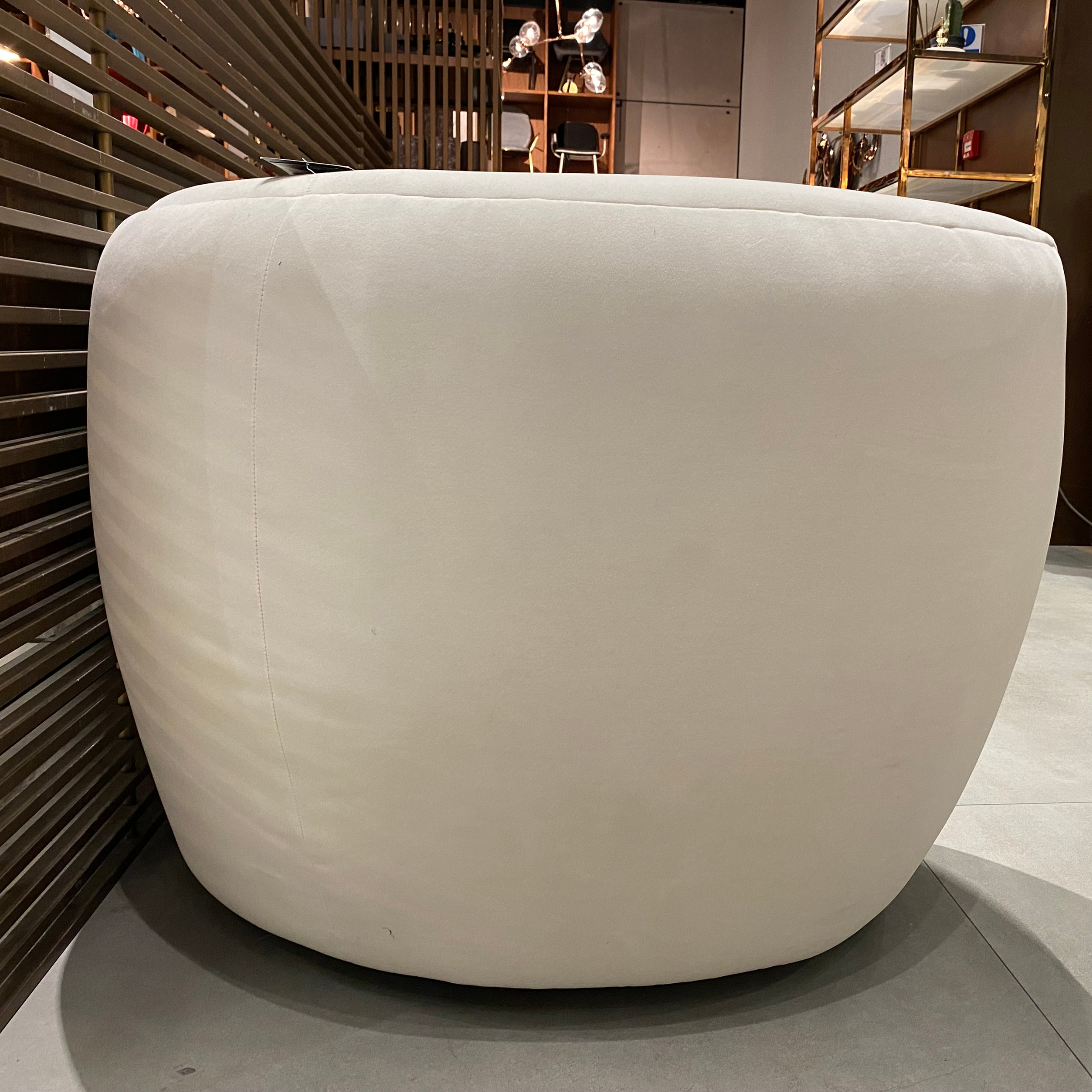 Display Item - Modern Chaise Lounger - Crème 18079ENakheel -  DISPLAY ITEM - ebarza Furniture UAE | Shop Modern Furniture in Abu Dhabi & Dubai - مفروشات ايبازرا في الامارات | تسوق اثاث عصري وديكورات مميزة في دبي وابوظبي