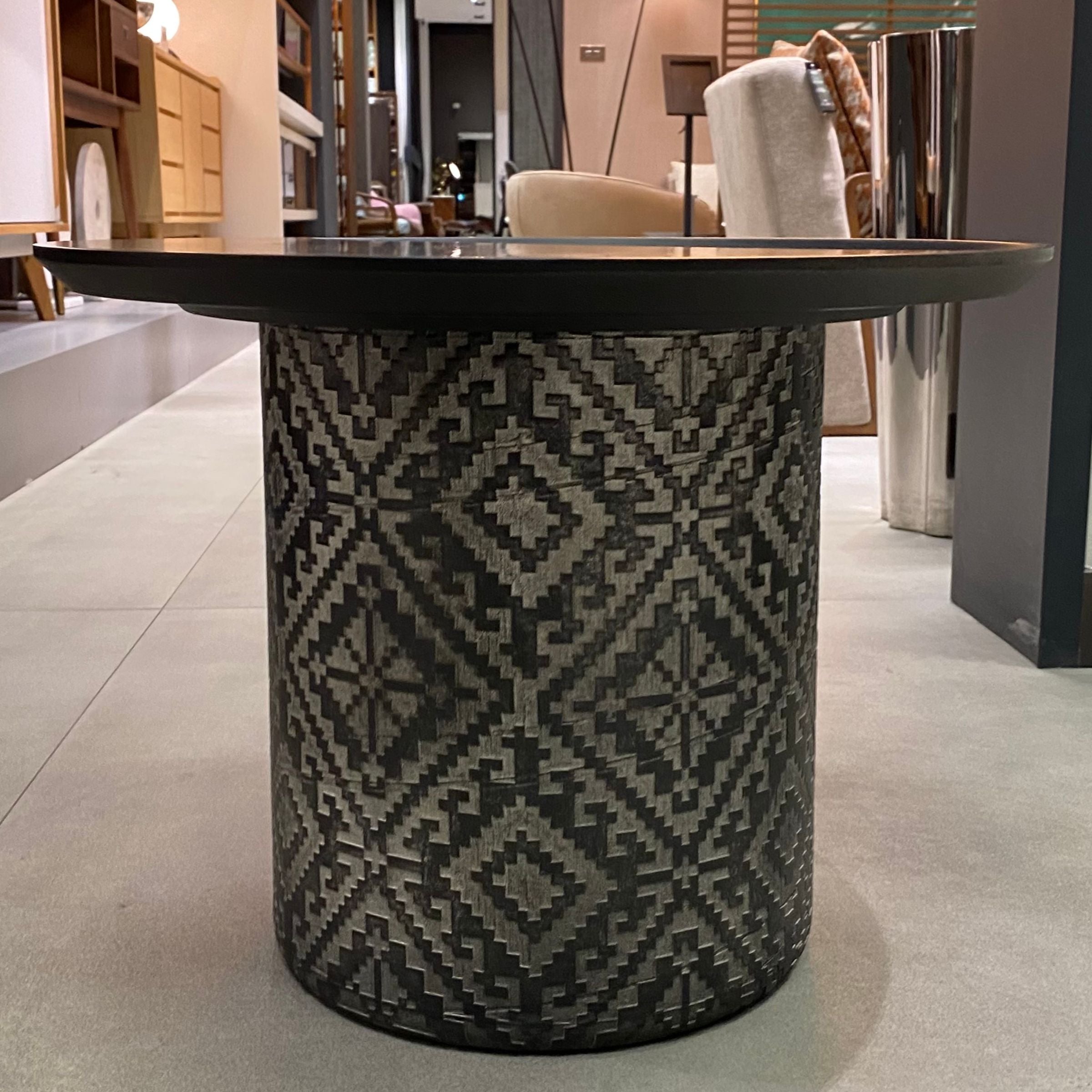 Display Item -  Motif Side Table Motif-Side002-C-Nakheel -  DISPLAY ITEM - ebarza Furniture UAE | Shop Modern Furniture in Abu Dhabi & Dubai - مفروشات ايبازرا في الامارات | تسوق اثاث عصري وديكورات مميزة في دبي وابوظبي