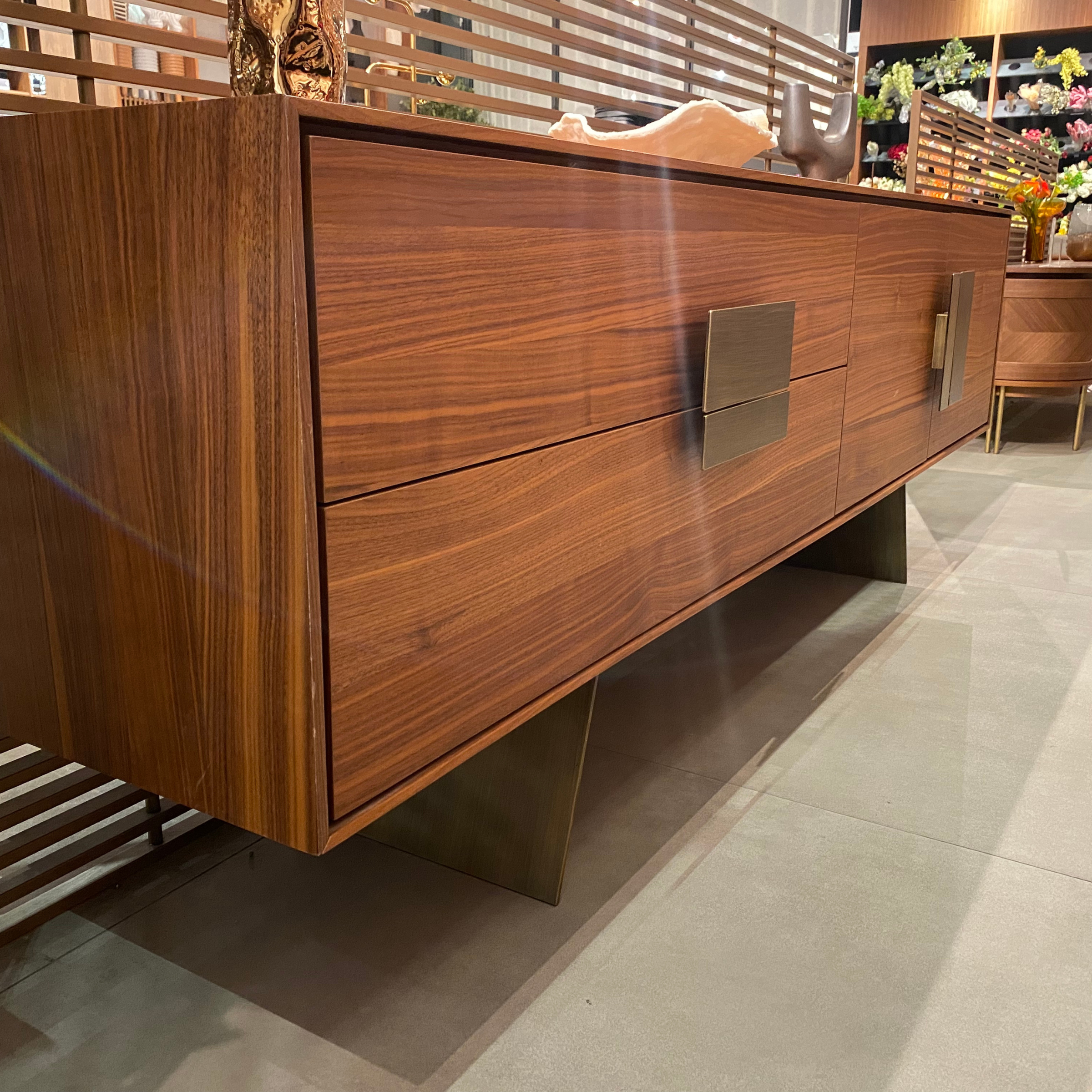Display Item - Next Side-Board Next002 Nakheel -  DISPLAY ITEM - ebarza Furniture UAE | Shop Modern Furniture in Abu Dhabi & Dubai - مفروشات ايبازرا في الامارات | تسوق اثاث عصري وديكورات مميزة في دبي وابوظبي