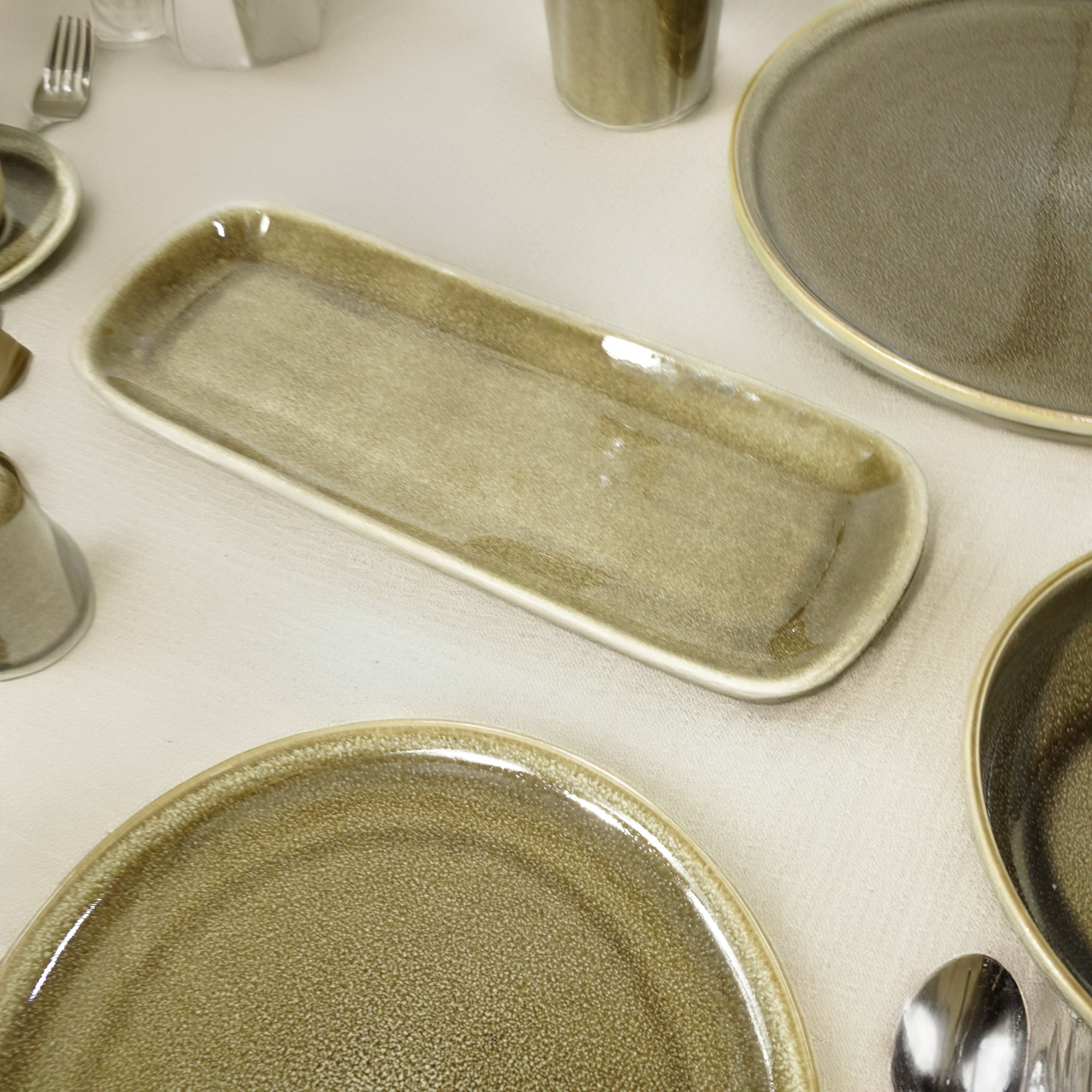 Browny Rec Grey And Brown Plate HZ3174 -  Plates - ebarza Furniture UAE | Shop Modern Furniture in Abu Dhabi & Dubai - مفروشات ايبازرا في الامارات | تسوق اثاث عصري وديكورات مميزة في دبي وابوظبي