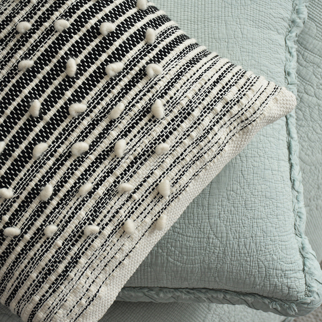 45x45 SKJH Palmer Yarn-dyed Cushion - ECC059 -  Cushions - ebarza Furniture UAE | Shop Modern Furniture in Abu Dhabi & Dubai - مفروشات ايبازرا في الامارات | تسوق اثاث عصري وديكورات مميزة في دبي وابوظبي