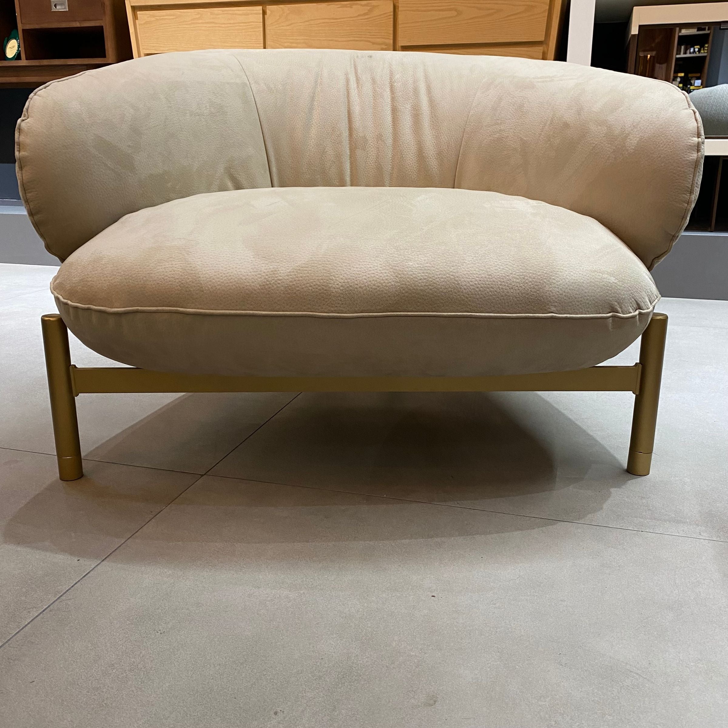 Display Item - Next Armchair Next002-Chair-B-Nakheel -  DISPLAY ITEM - ebarza Furniture UAE | Shop Modern Furniture in Abu Dhabi & Dubai - مفروشات ايبازرا في الامارات | تسوق اثاث عصري وديكورات مميزة في دبي وابوظبي