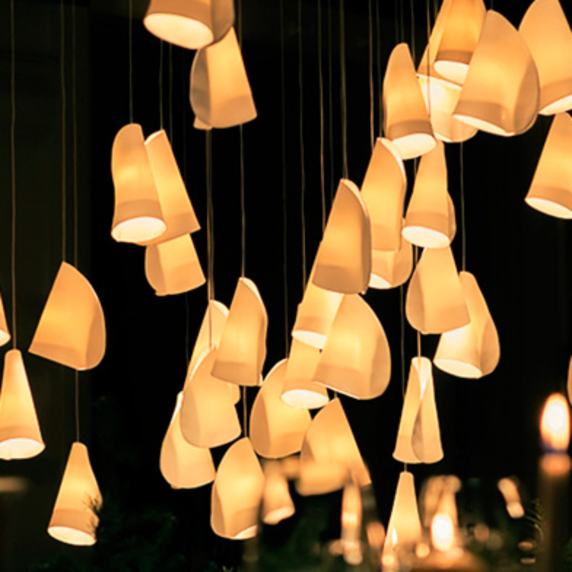 Pre-order 75 Days Delivery 20 Heads Pendant Lamp CY-DD-1029 -  Pendant Lamps - ebarza Furniture UAE | Shop Modern Furniture in Abu Dhabi & Dubai - مفروشات ايبازرا في الامارات | تسوق اثاث عصري وديكورات مميزة في دبي وابوظبي