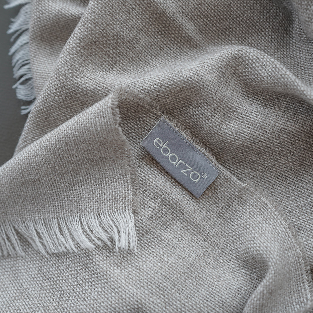 HearthHug Throw Blanket - 150GSM -  Blankets - ebarza Furniture UAE | Shop Modern Furniture in Abu Dhabi & Dubai - مفروشات ايبازرا في الامارات | تسوق اثاث عصري وديكورات مميزة في دبي وابوظبي