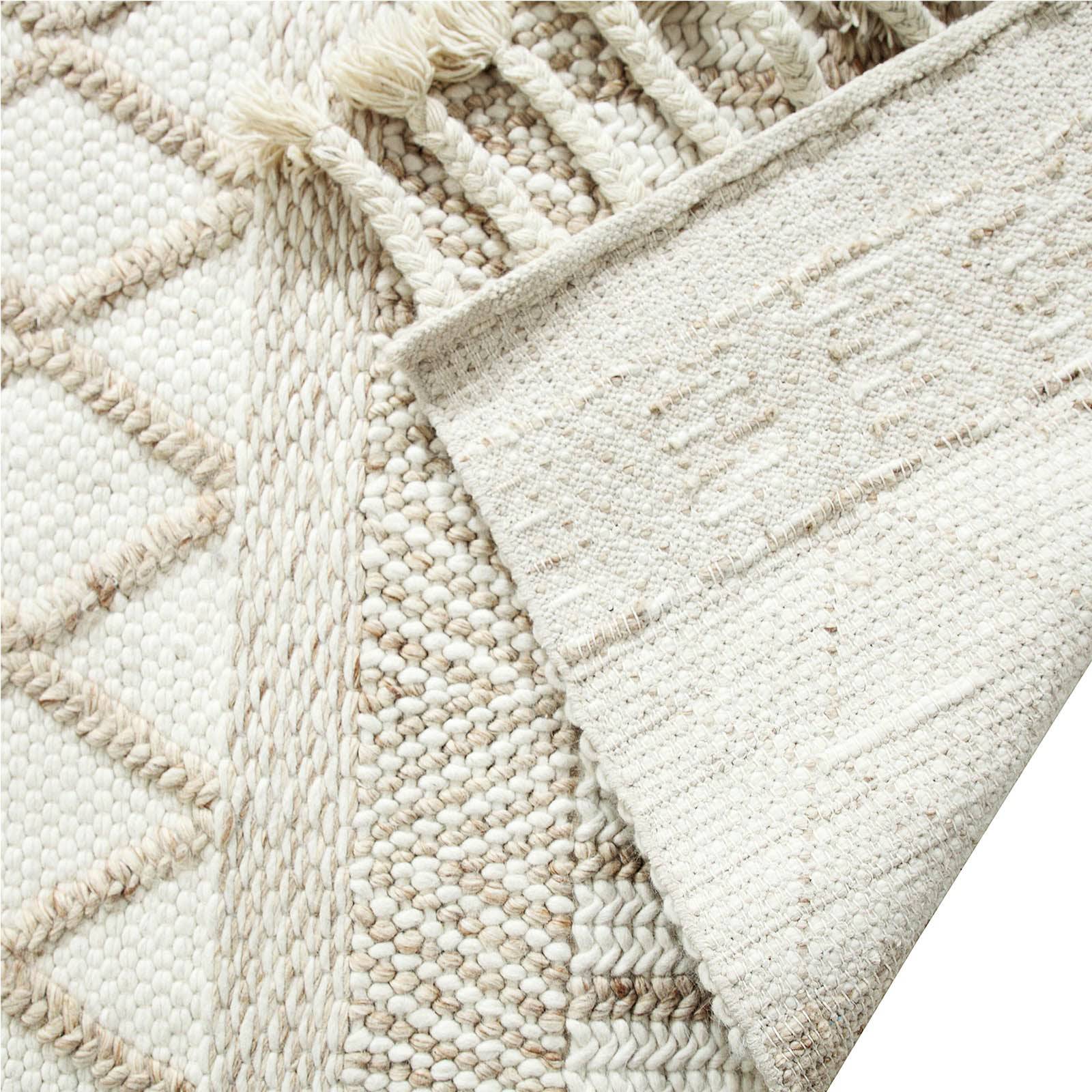 230X160 Cm Catalina Handmade Wool Rug Catalina-Cl-01-M -  Rugs - ebarza Furniture UAE | Shop Modern Furniture in Abu Dhabi & Dubai - مفروشات ايبازرا في الامارات | تسوق اثاث عصري وديكورات مميزة في دبي وابوظبي