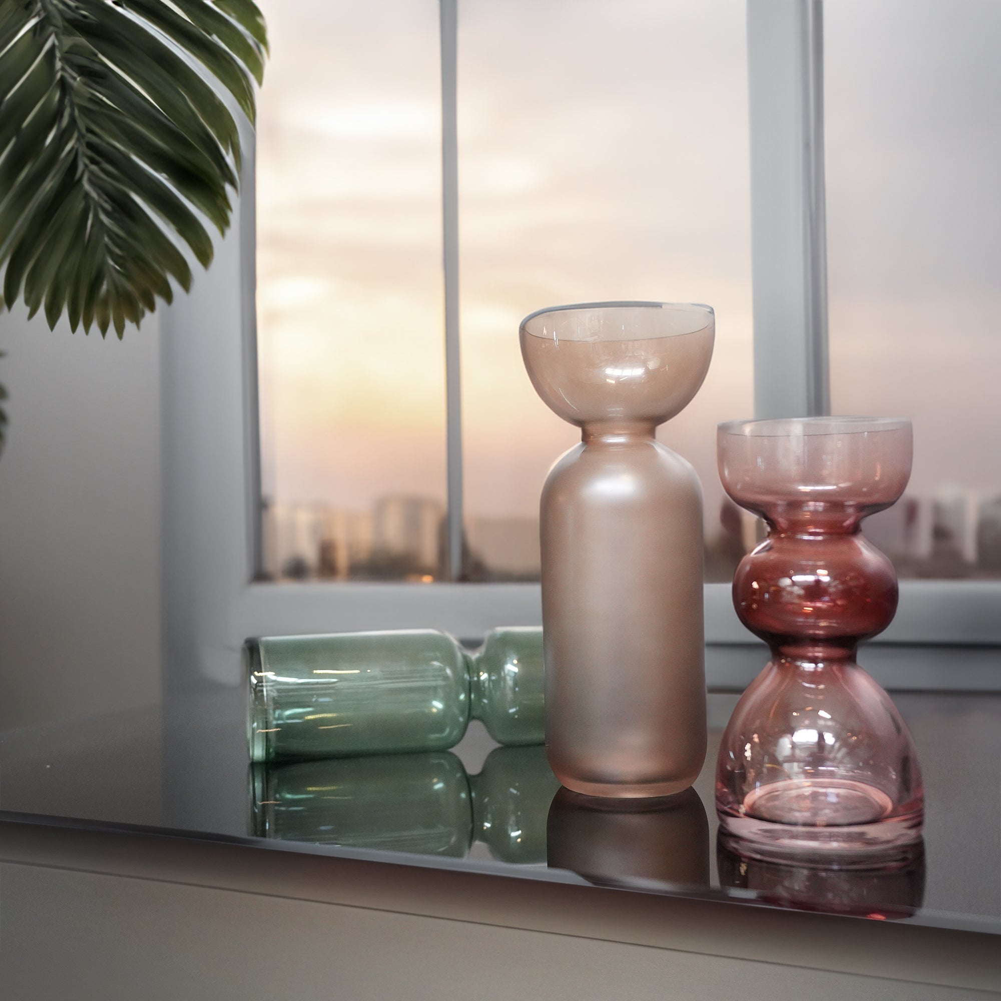 Sprayed Brown Vase 23F117B -  Vases - ebarza Furniture UAE | Shop Modern Furniture in Abu Dhabi & Dubai - مفروشات ايبازرا في الامارات | تسوق اثاث عصري وديكورات مميزة في دبي وابوظبي
