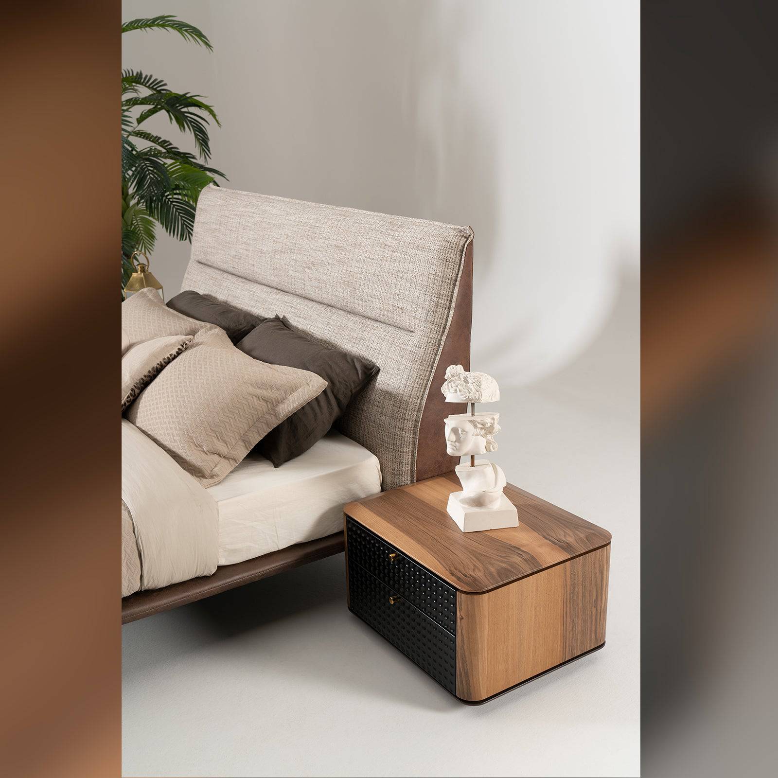 2X Julia Bedside Tables Layla-Table -  Bedside Tables - ebarza Furniture UAE | Shop Modern Furniture in Abu Dhabi & Dubai - مفروشات ايبازرا في الامارات | تسوق اثاث عصري وديكورات مميزة في دبي وابوظبي
