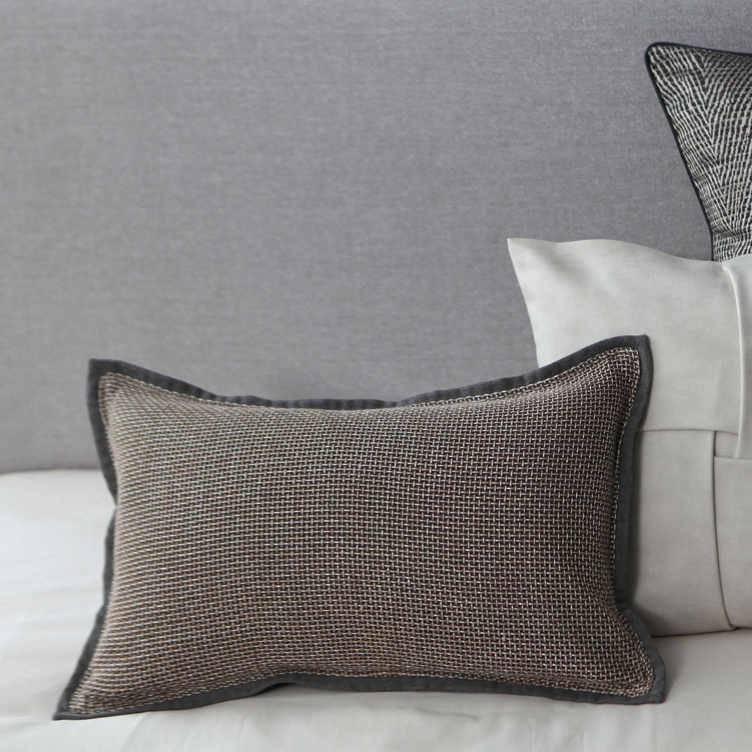30X55 Cm Alton Texture Cushion Ecc045 -  Cushions - ebarza Furniture UAE | Shop Modern Furniture in Abu Dhabi & Dubai - مفروشات ايبازرا في الامارات | تسوق اثاث عصري وديكورات مميزة في دبي وابوظبي