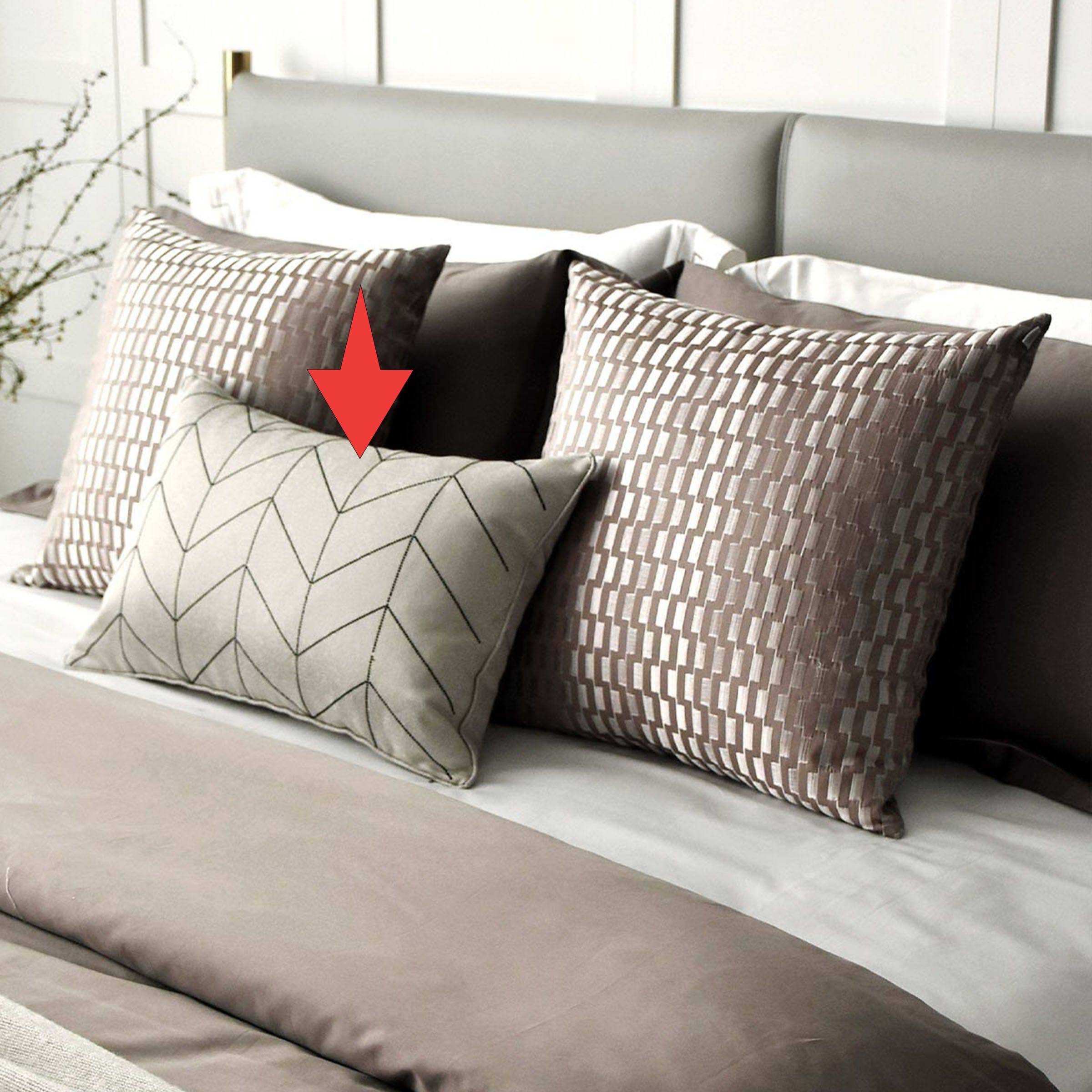 30X55 Cm Tamm Hot Drill Cushion Ecc-006 -  Cushions - ebarza Furniture UAE | Shop Modern Furniture in Abu Dhabi & Dubai - مفروشات ايبازرا في الامارات | تسوق اثاث عصري وديكورات مميزة في دبي وابوظبي
