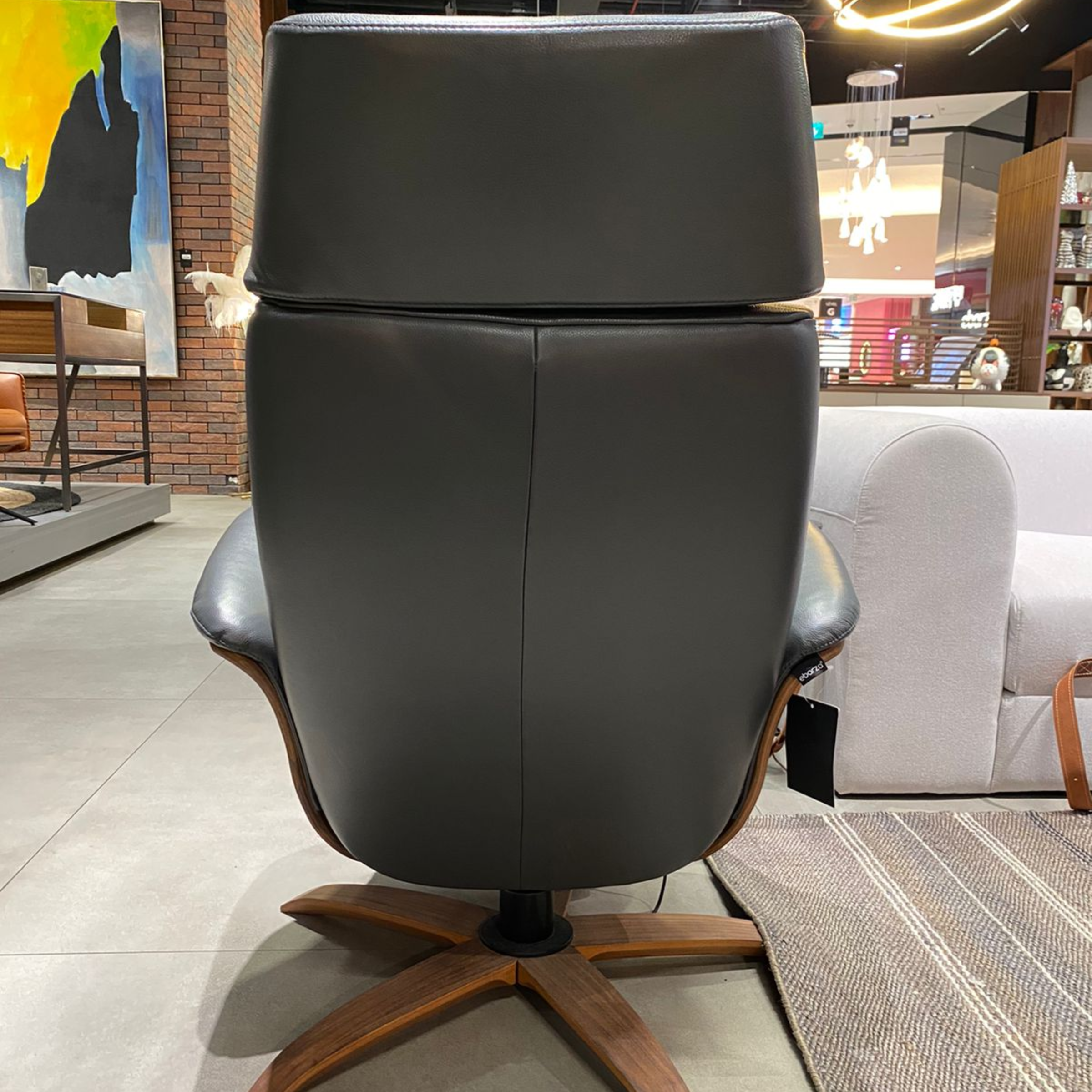 Display Item - Benz Relaxing Swivel And Electric Grey Recliner Lounge Chair  Hkp-7608MfelNakheel -  DISPLAY ITEM - ebarza Furniture UAE | Shop Modern Furniture in Abu Dhabi & Dubai - مفروشات ايبازرا في الامارات | تسوق اثاث عصري وديكورات مميزة في دبي وابوظبي
