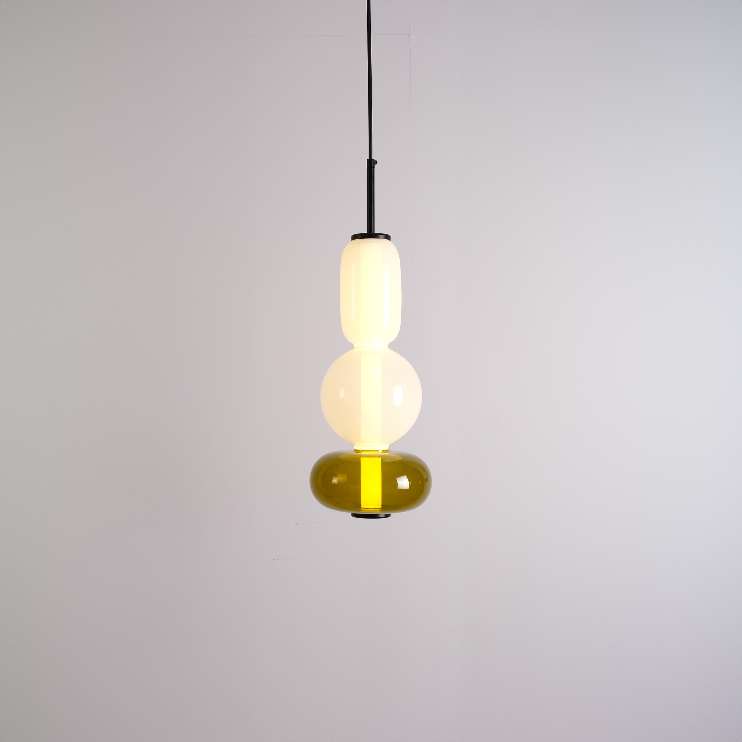 Stellar Strands Pendant Lamp 3-Glasses  CY-DD-1052-3G -  Pendant Lamps - ebarza Furniture UAE | Shop Modern Furniture in Abu Dhabi & Dubai - مفروشات ايبازرا في الامارات | تسوق اثاث عصري وديكورات مميزة في دبي وابوظبي